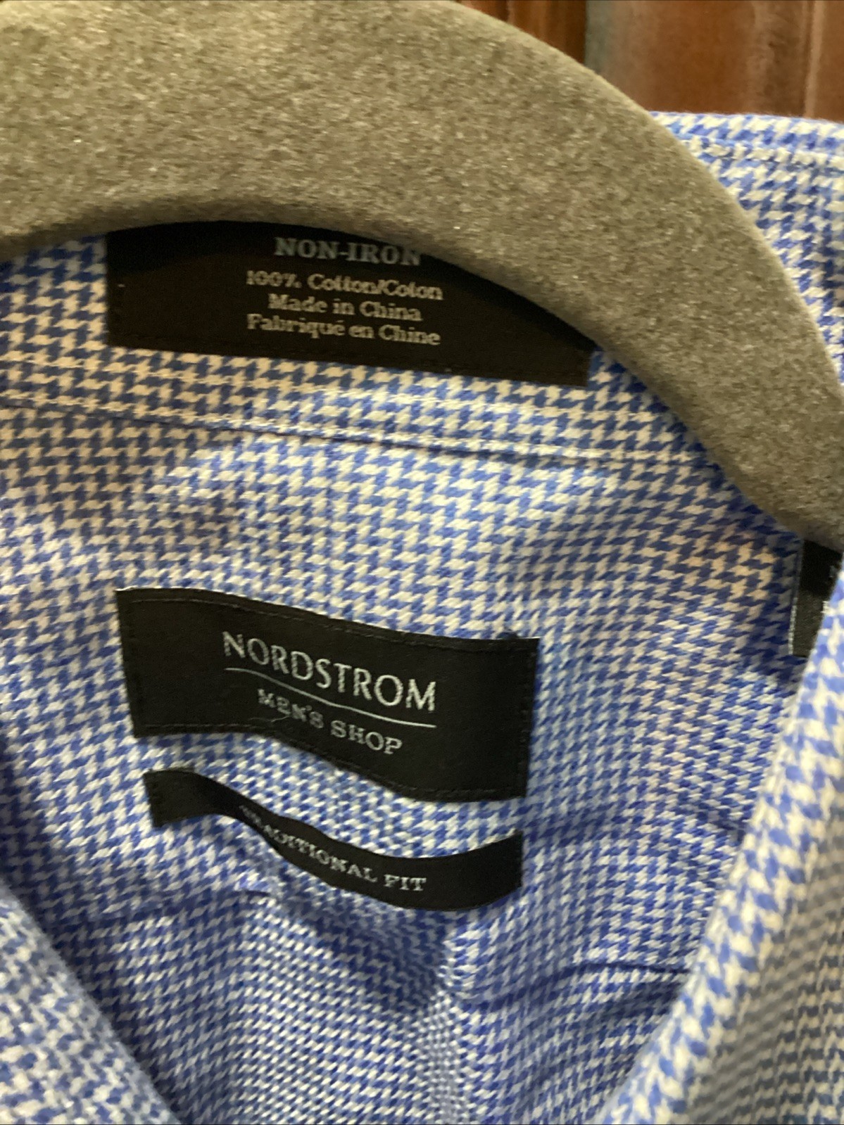 NORDSTRUM HOUNDSTOOTH PRINT BLUE/WHITE LS SHIRT NON IRON 17/35 EUC