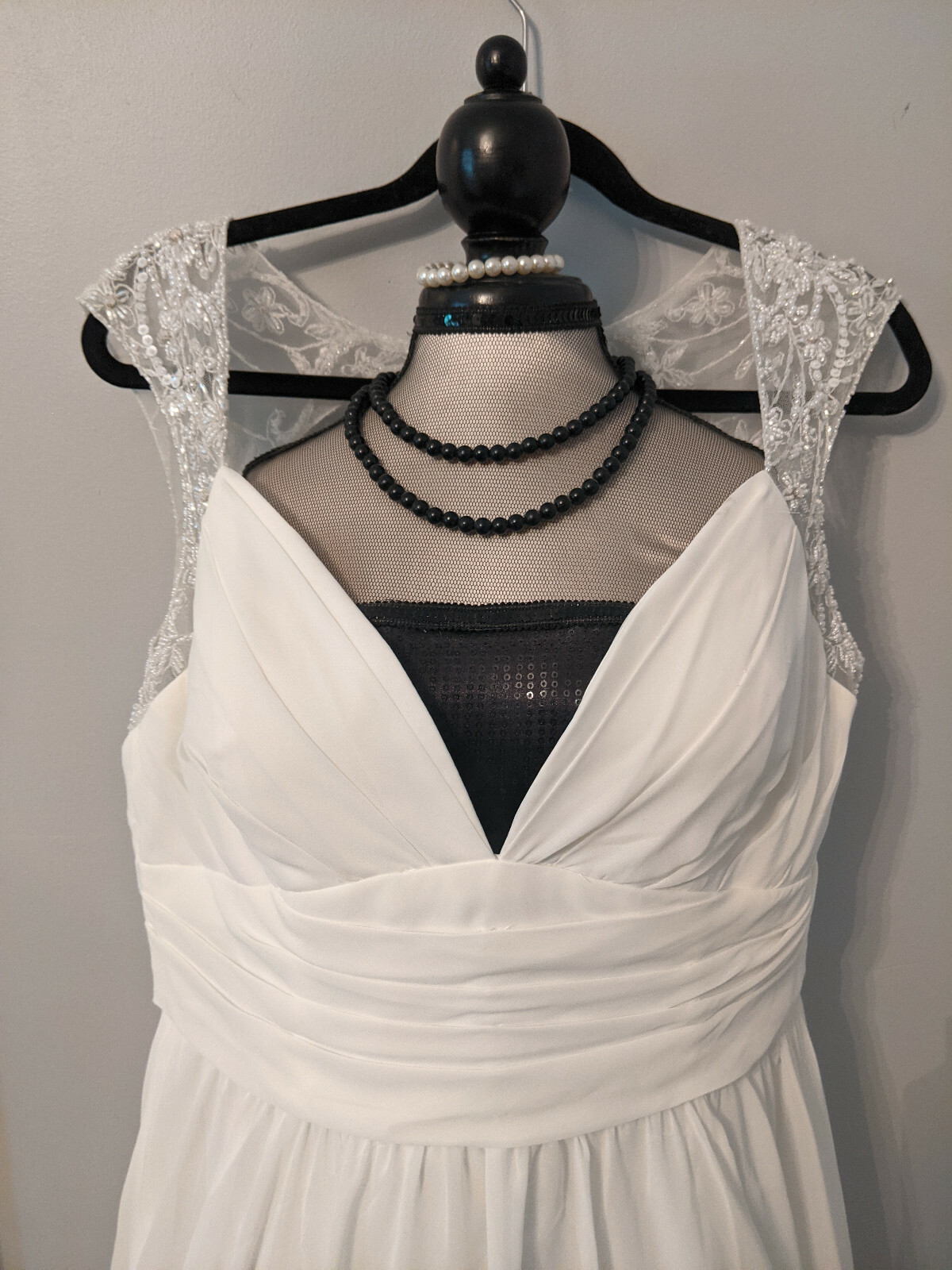 DAVID’S BRIDAL Size 14 A-Line Ivory Full-Length Classic Chiffron Wedding Dress