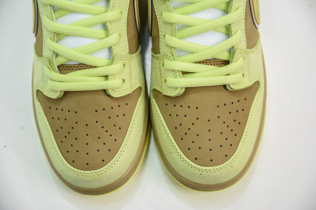 BV1310-566 New Concepts x Low SB Light Green Lobster Men’s Size 4-13