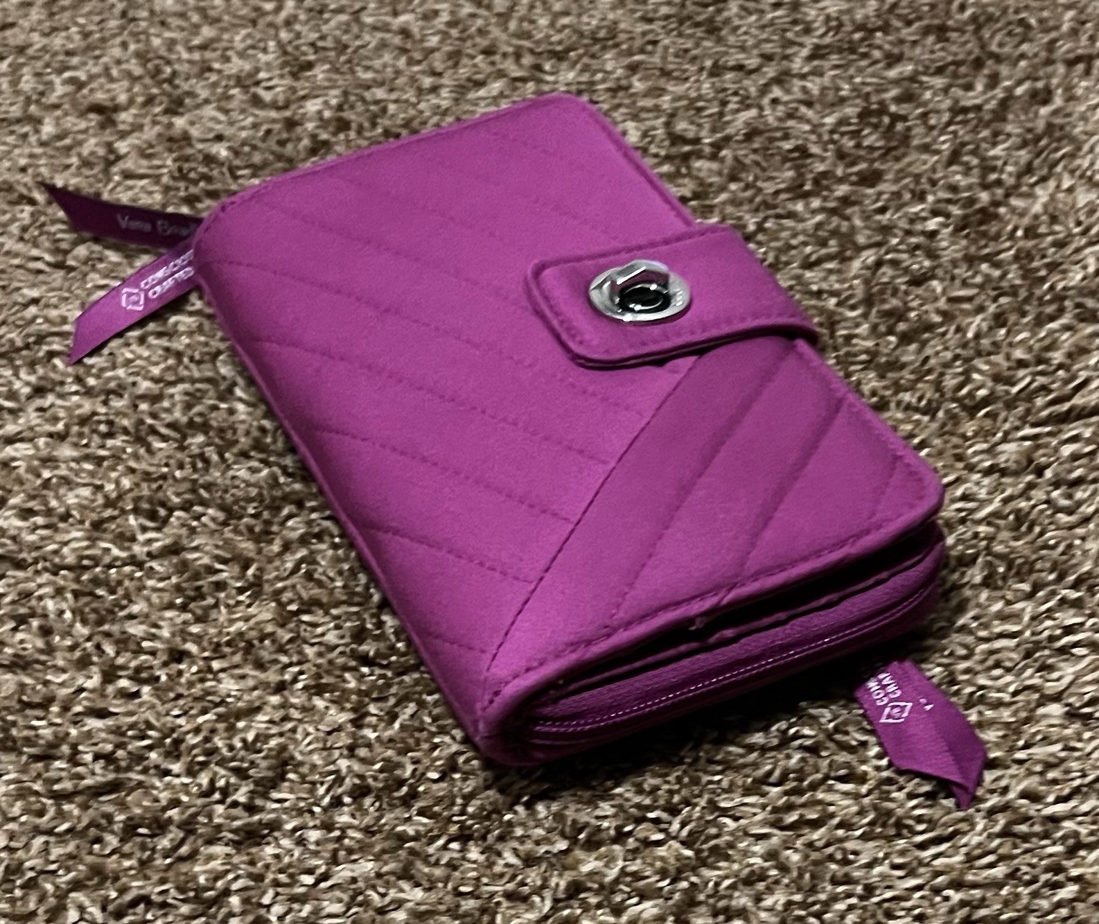 *NWT* Small Vera Tote and Turnlock Wallet in Dark Raspberry