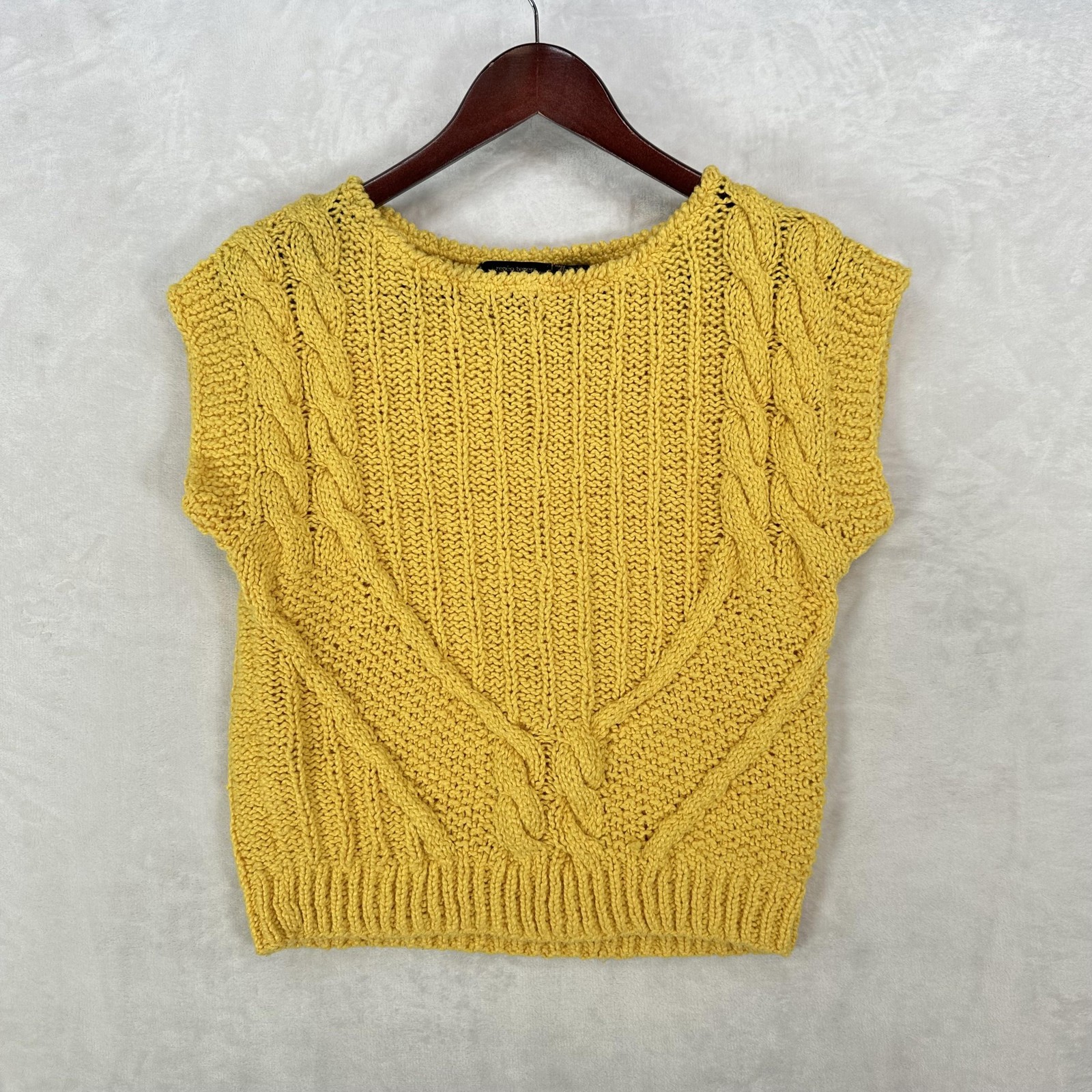 Vintage Jeanne Pierre Sweater Vest Womens Small Yellow Hand Knit Cable 80s