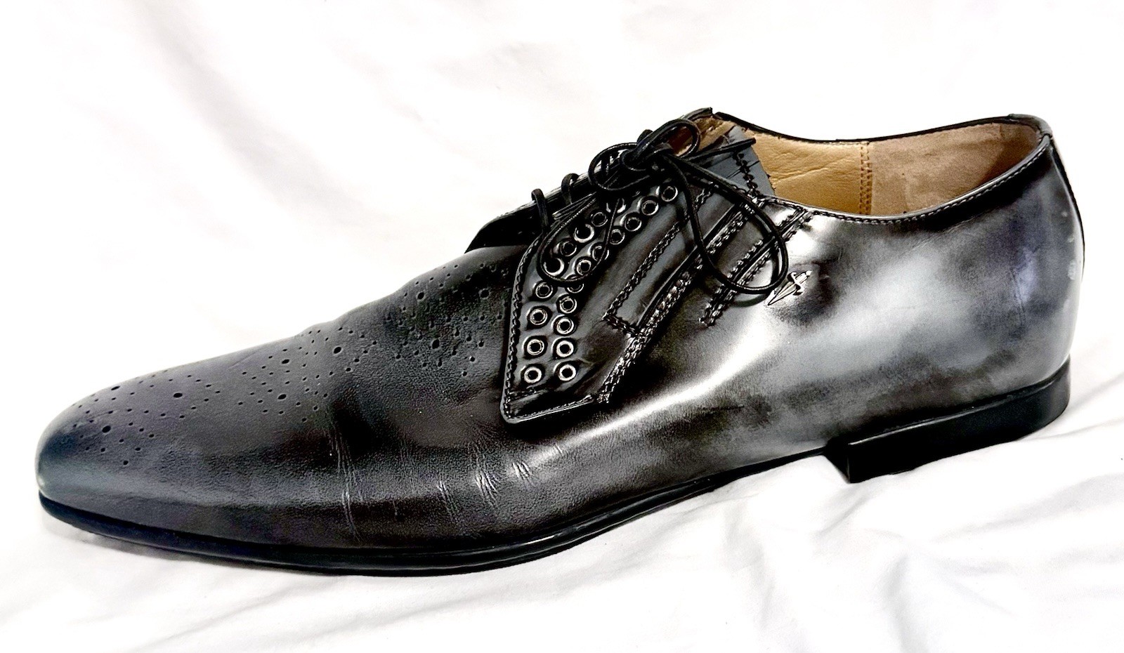 Worn Once. Vintage Cesare Paciotti Gray Leather Oxfords With Studs/gromets