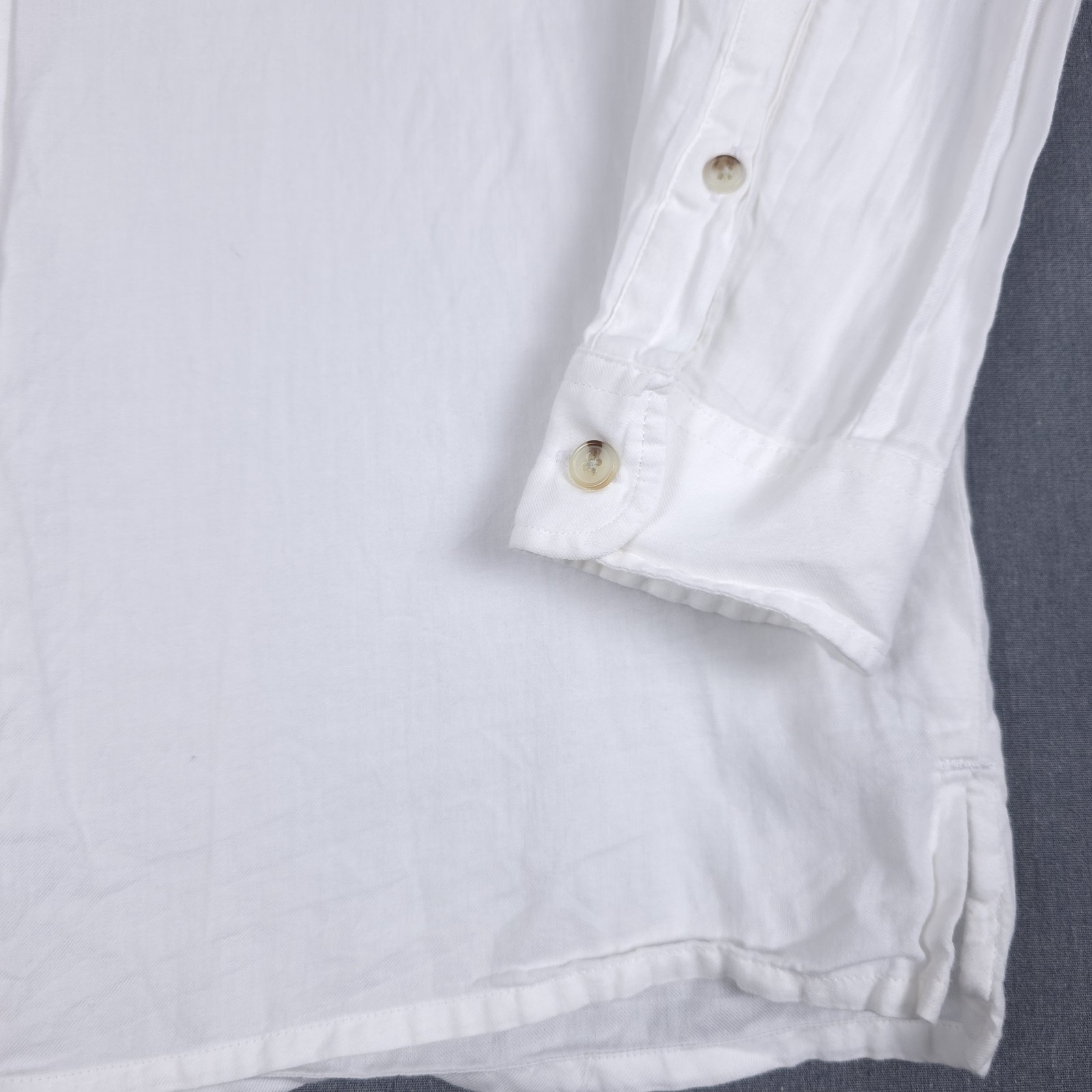KOTN Shirt Mens Medium White Egyptian Cotton Lightweight Long Sleeve Button