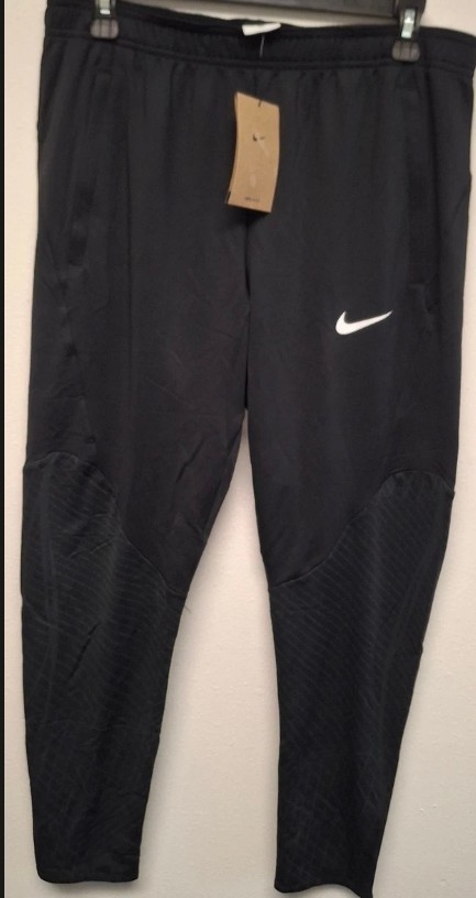 Nike Dri-FIT Strike Men’s Training Soccer Pants Black / White LARGE DV9269-010