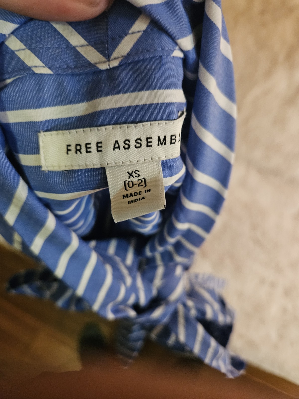 Free Assembly Womens XS Blue White Striped Bow Neck Blouse 100% Cotton Long Slee