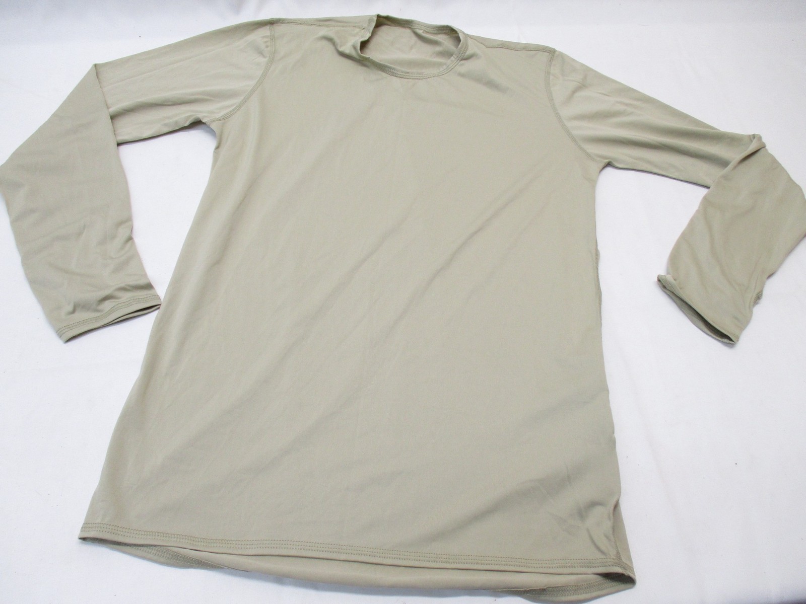 USED MILITARY SILK WEIGHT BASE LAYER SHIRT LEVEL 1 TOP SAND/TAN MOISTURE WICKING