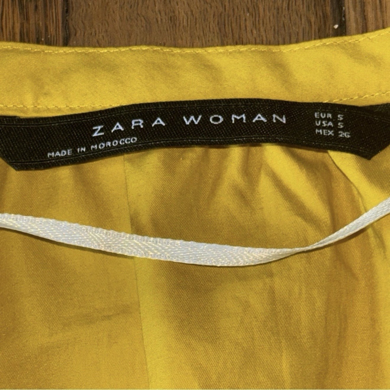 Zara Woman Blouse 97% Cotton / 3% Elastane Yellow Mustard Size S