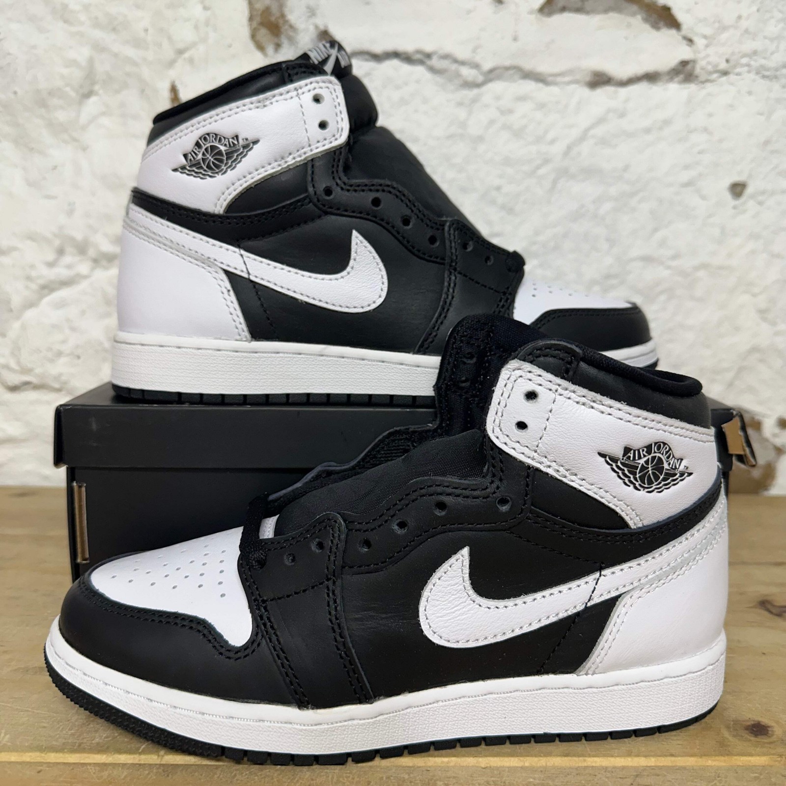 Air Jordan 1 Retro High OG ‘Black White’ GS Size 4.5Y NEW Sneakers FD1437-010