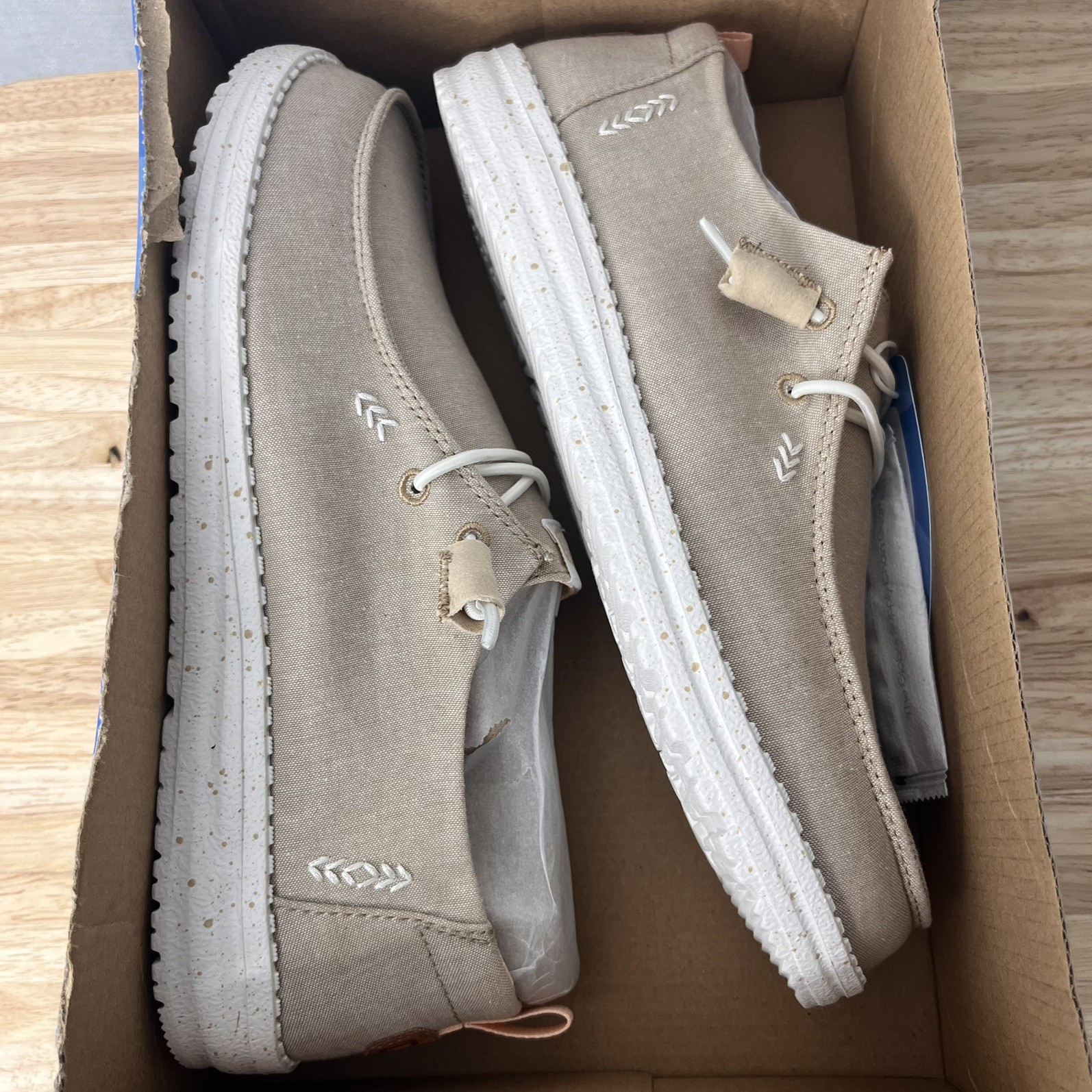 Hey Dude Wendy Dusty Inca Sneaker Slip On Women’s Sizes US W10 New in Box