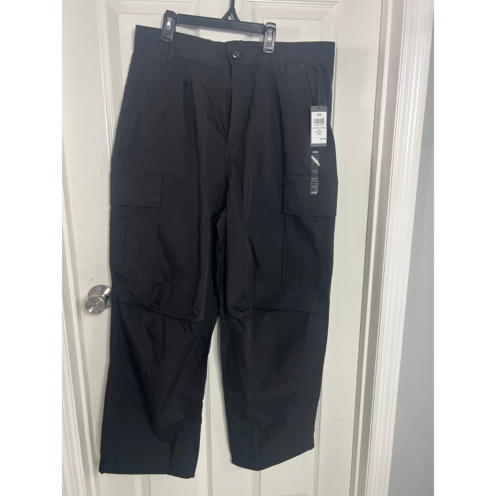 Foot Locker Baggy wide leg fit size Large Black New with tags Men