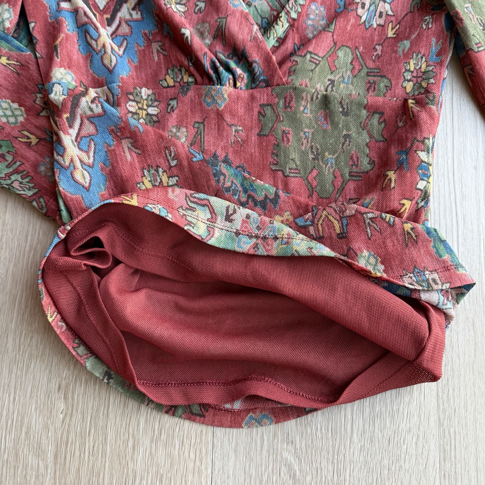 Chaps Geometric Print V-Neck Top 3/4 Sleeve M Red Multi