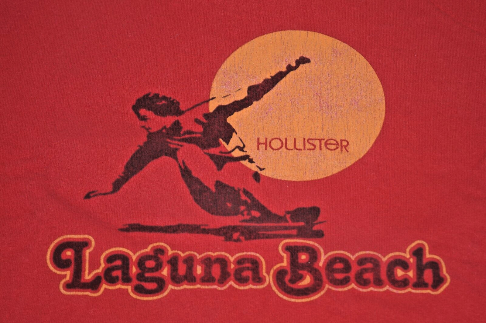 VTG T-Shirt Hollister Size S Y2K Retro 70s Skateboarder Red Sunset Laguna Beach