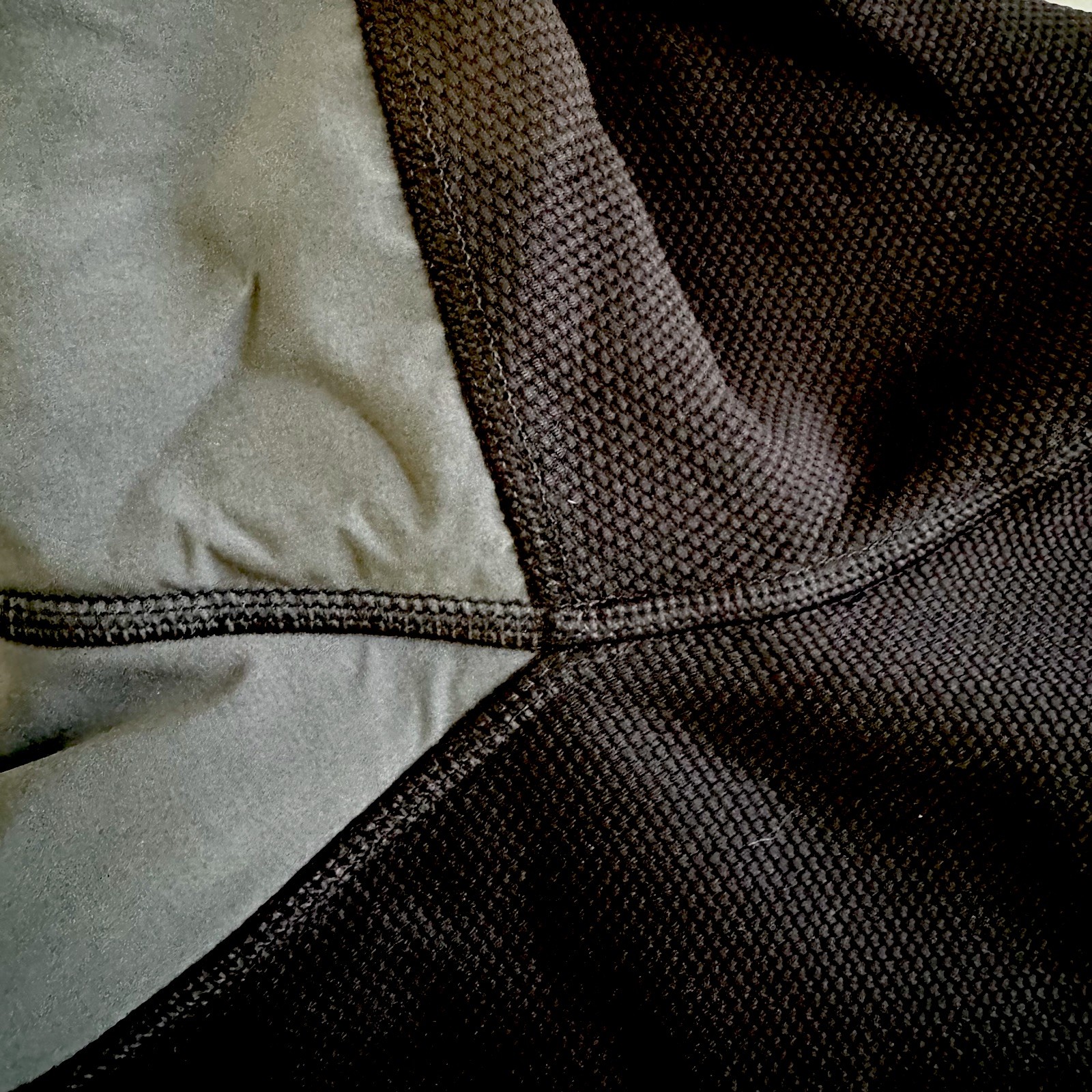 The North Face Dk Gray XL Full Zipper High Neck Polyester /Elastane Zip Pockets