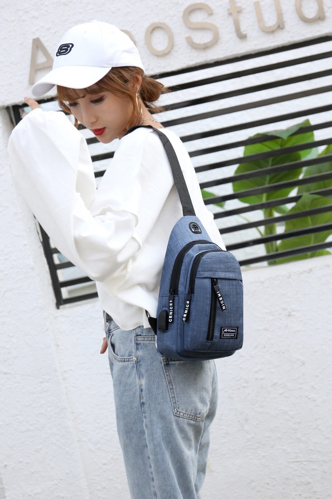 Fashion Lightweight Waterproof Cross Body Bag MediumCapacity Sport Hik-Deep Blue