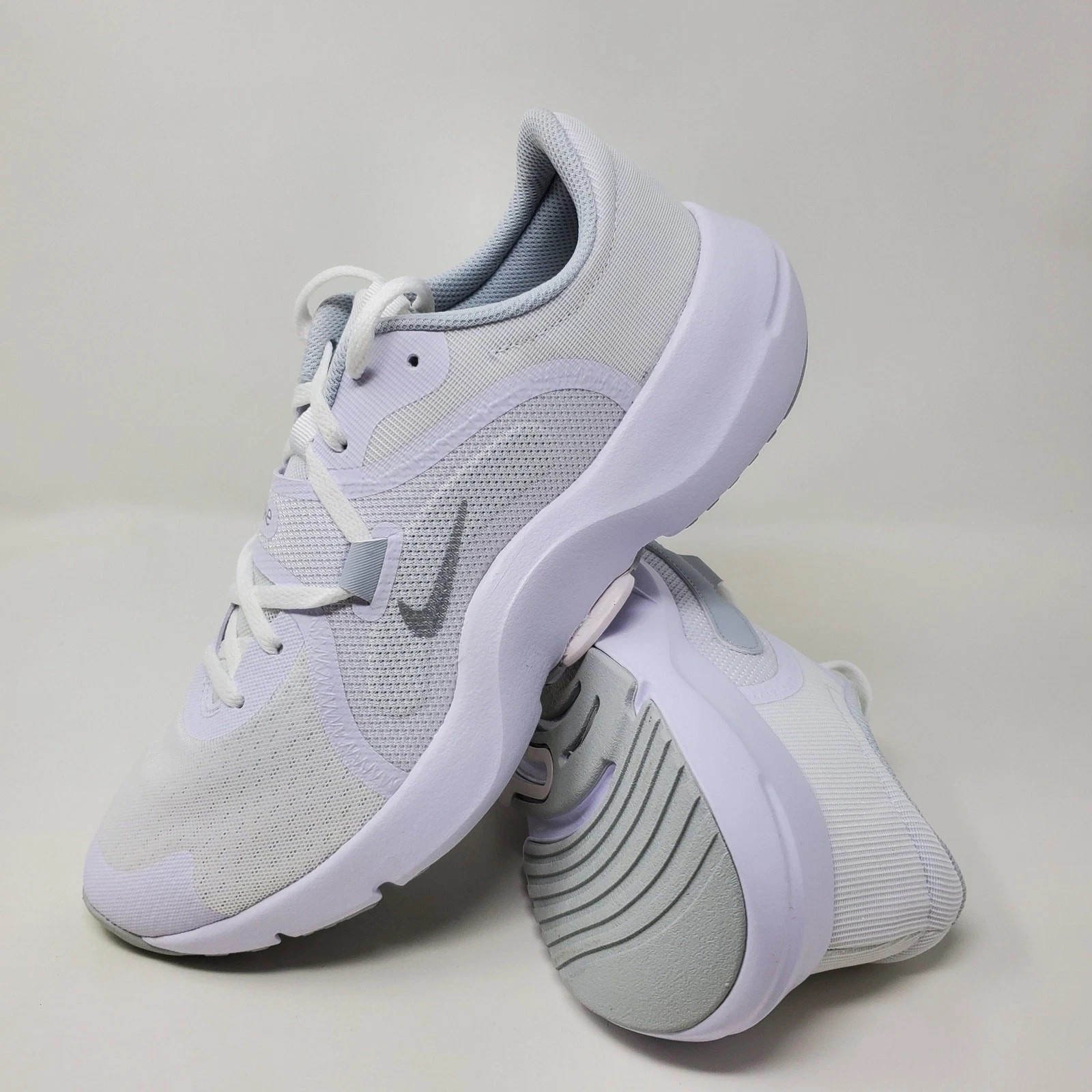 Nike In-Season TR 13 White Metallic Silver Sneakers DV3975-101 Womens Size