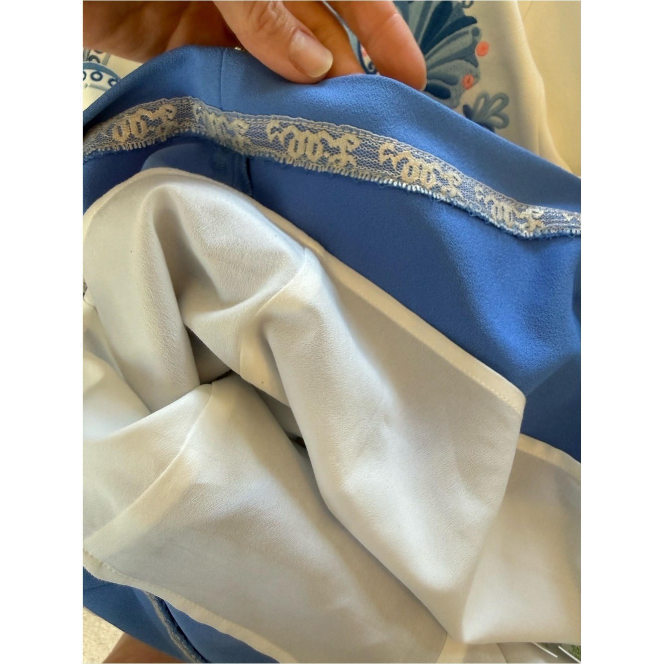 Lilly Pulitzer Blue White Embroidered Scallop Trim Shift Dress