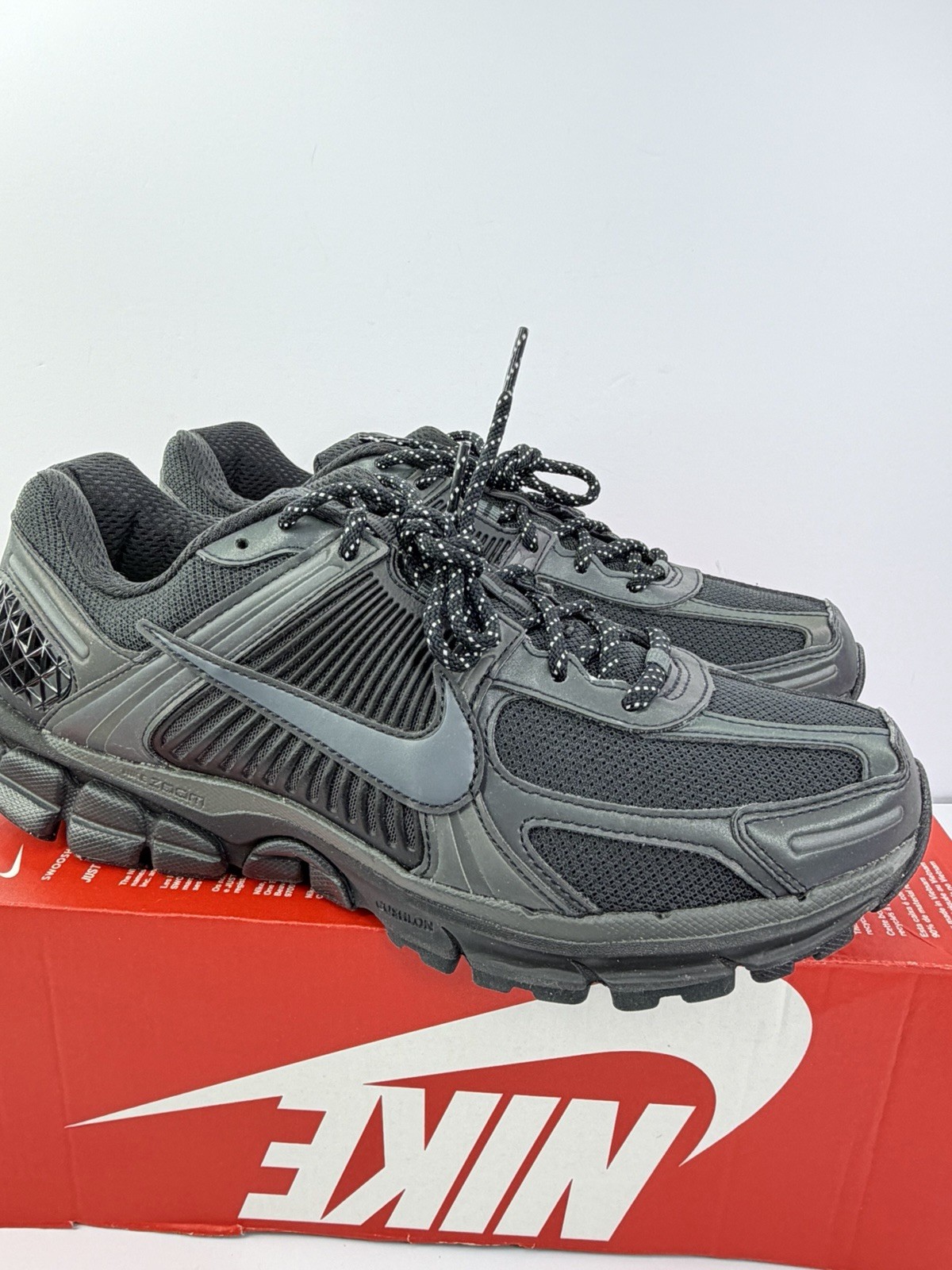 NEW Nike Zoom Vomero 5 SE Men’s Size Multi Black/Black-Anthracite IM6597-001