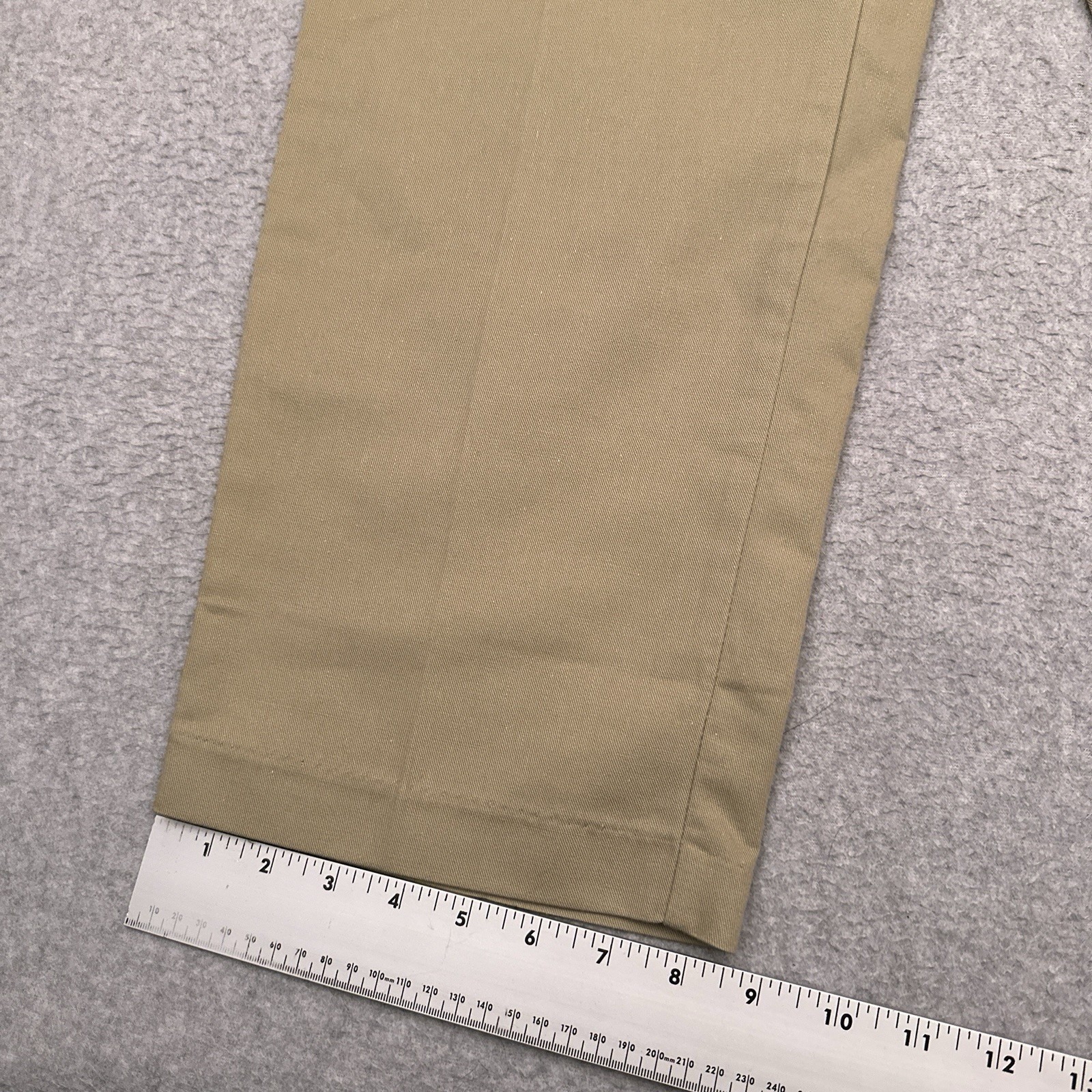 NEW Dickies Young Men’s Twill Pants 31X32 Classic Fit Flat Front Beige Workwear
