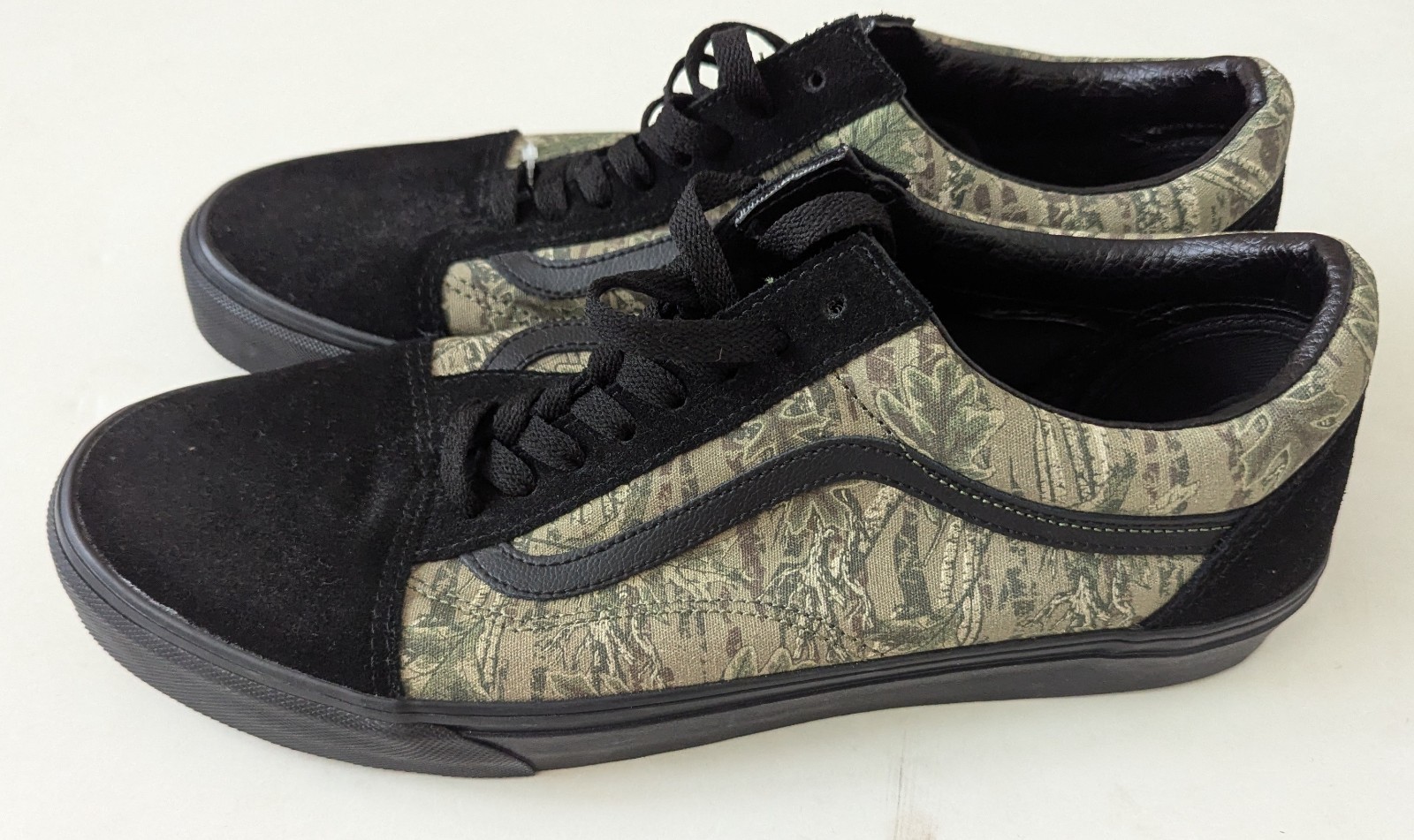 Vans Old Skool Low man camo green/black shoes size 12 Brand New