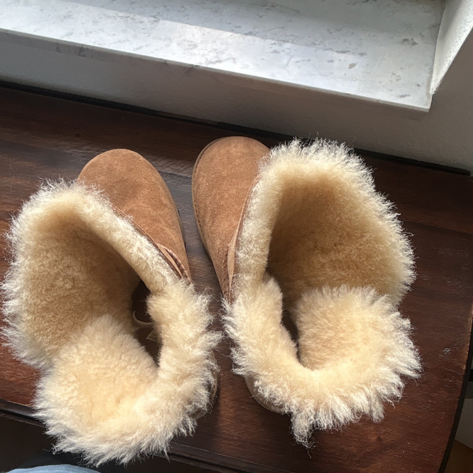 UGG Fluff Mini Quilted Brown Suede Shearling Lined Fur Trim Ankle Bootie 7