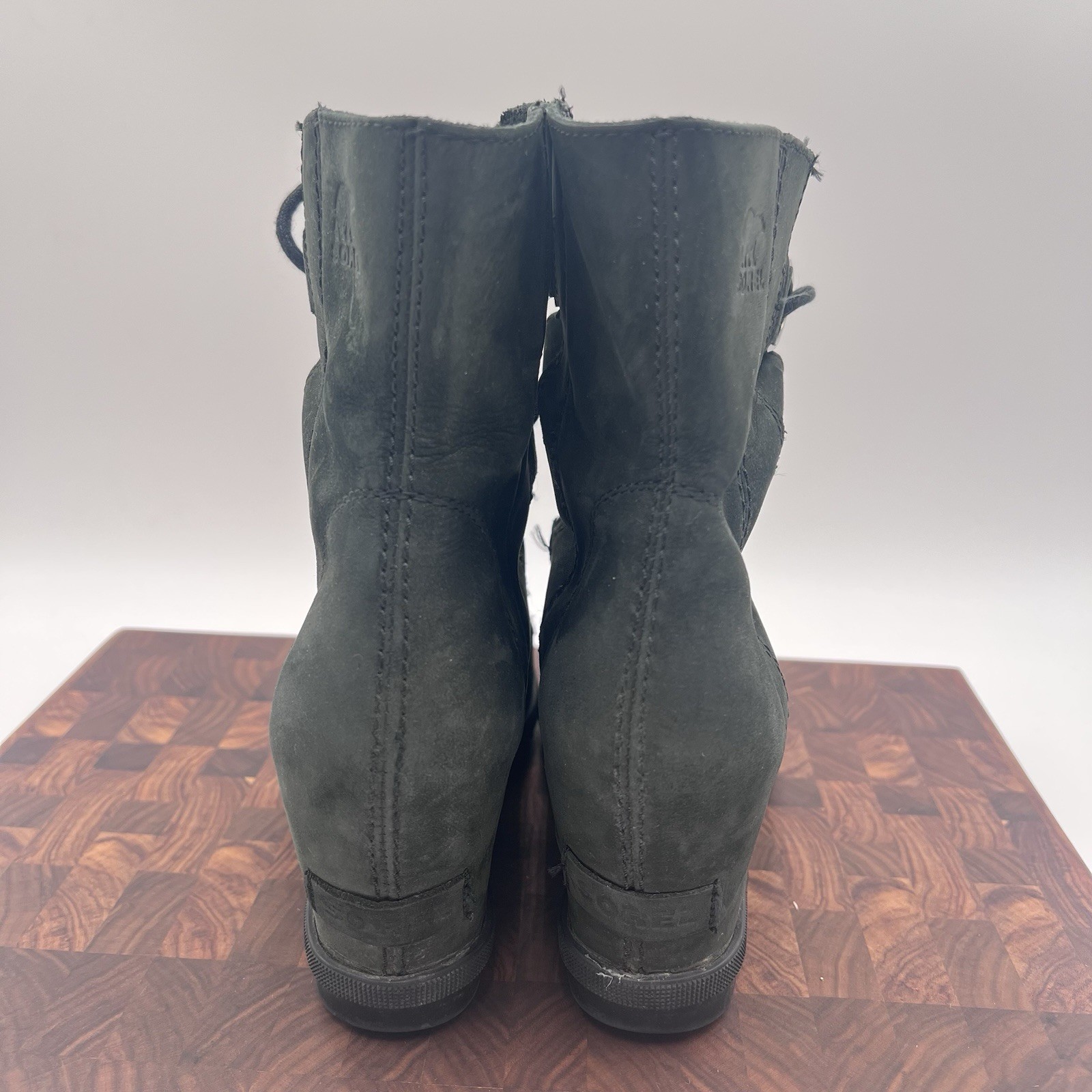Sorel Women Joan of Arctic Wedge Waterproof Suede Boots Size 6.5 Olive Lace Up