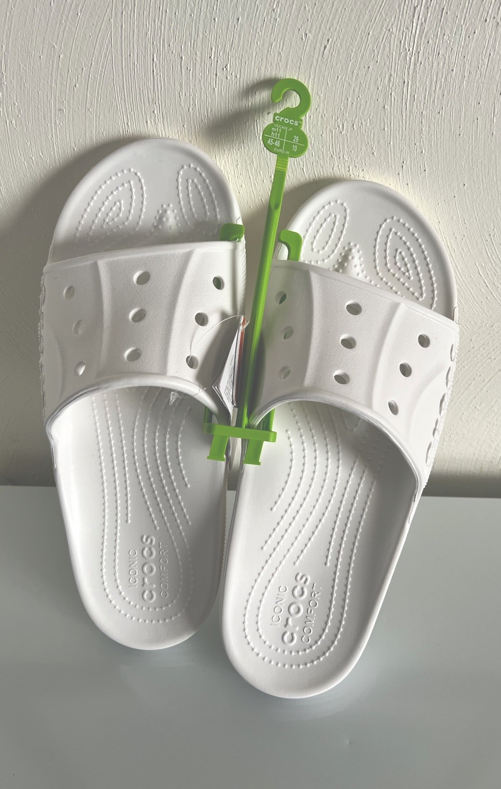 New Crocs Baya Slide Unisex Sandals/ Slide Size 10 Men / 12 Women White Color