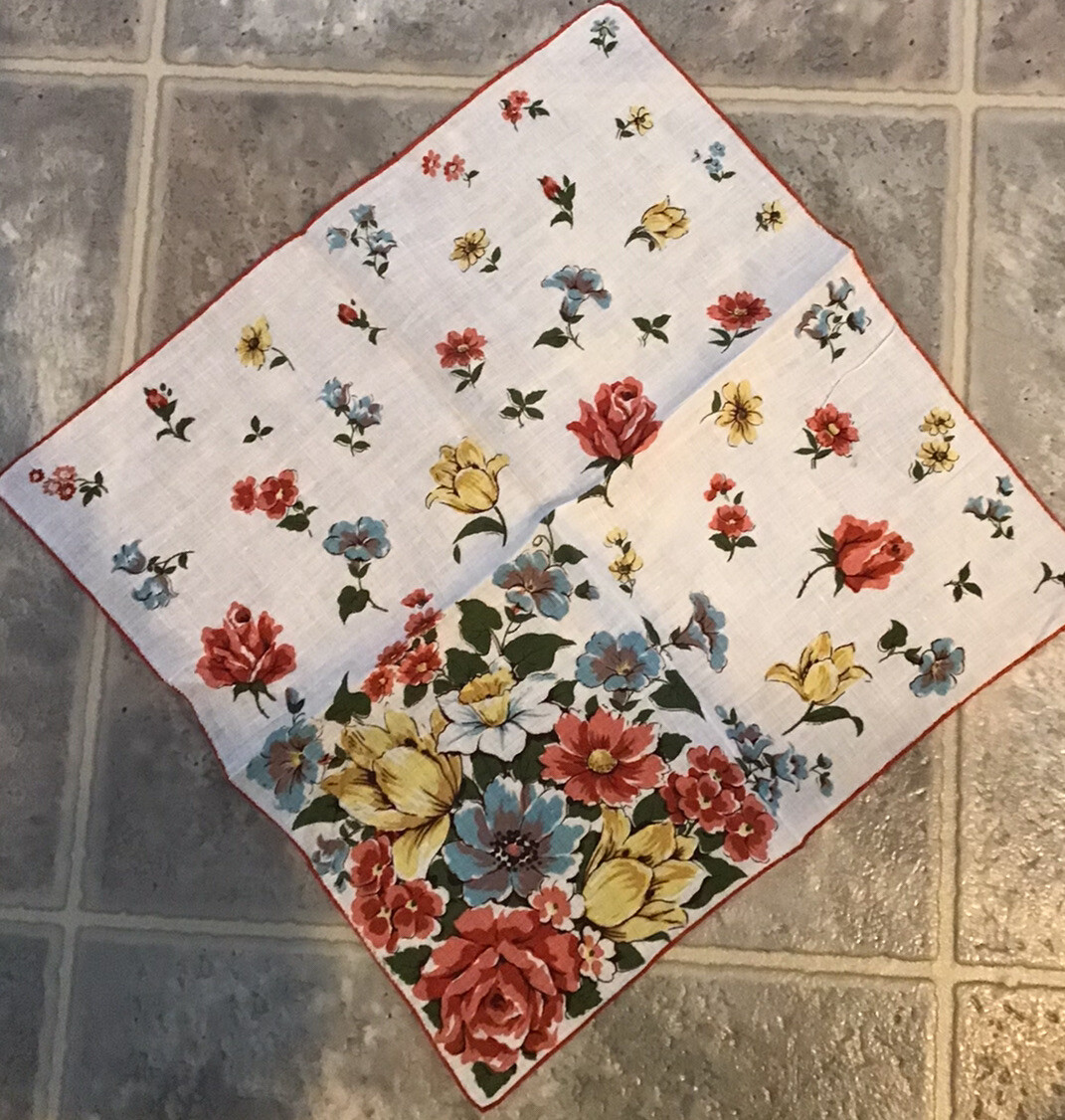 BEAUTIFUL VINTAGE COTTON HANDKERCHIEF 12.5X12.5 SPRING FLORAL 1940- 1950S