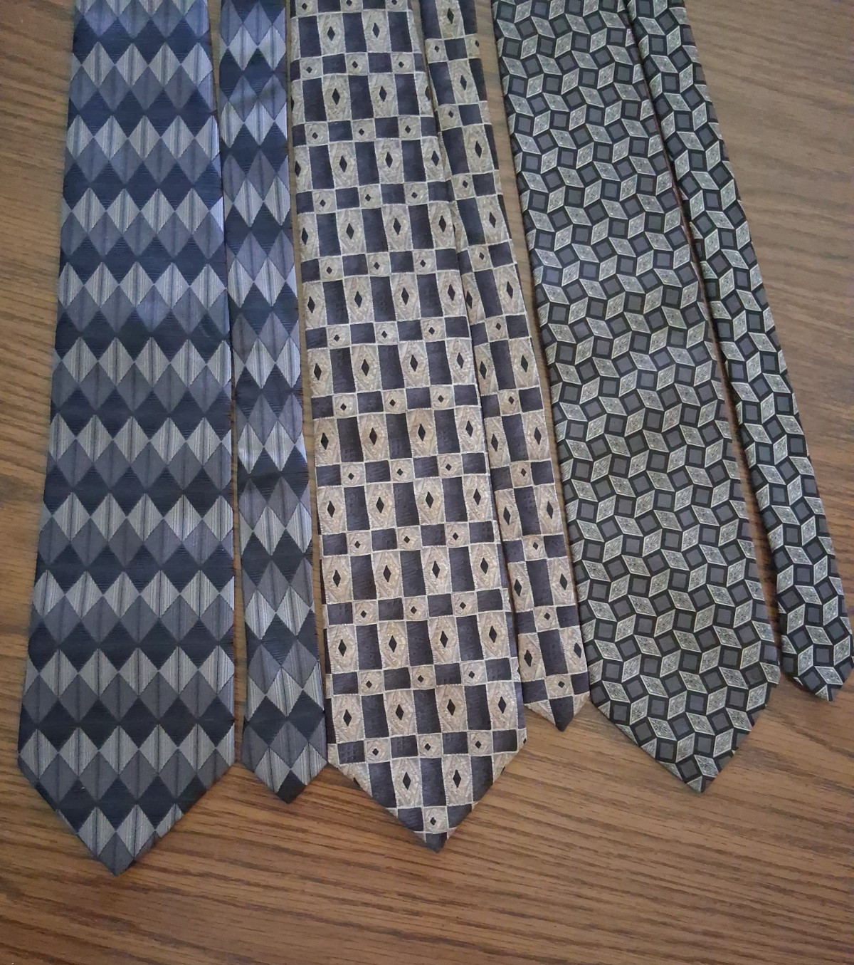 Lot of 7 Taupe Gray Black Neckties Name Brands Assorted Sizes Patterns Fabric