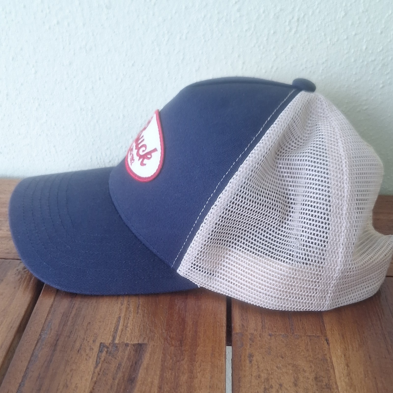 vintage Buck Knife Trucker Hat With Mesh And Snap Back