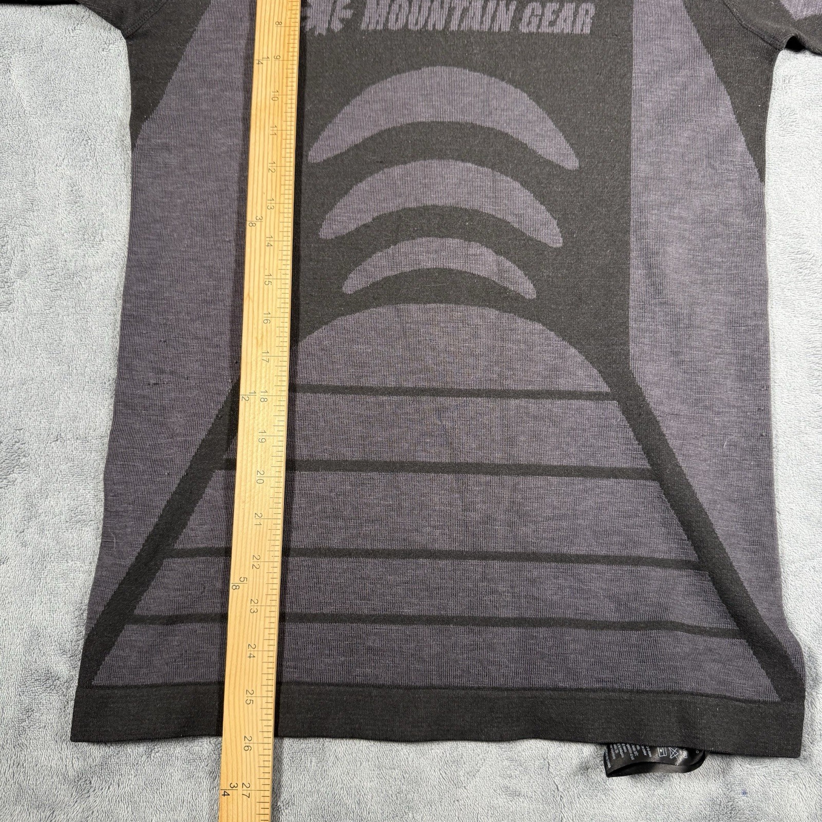 Mountain Gear Trekking Merino Wool Blend Gorpcore Base Layer Top Men’s Medium