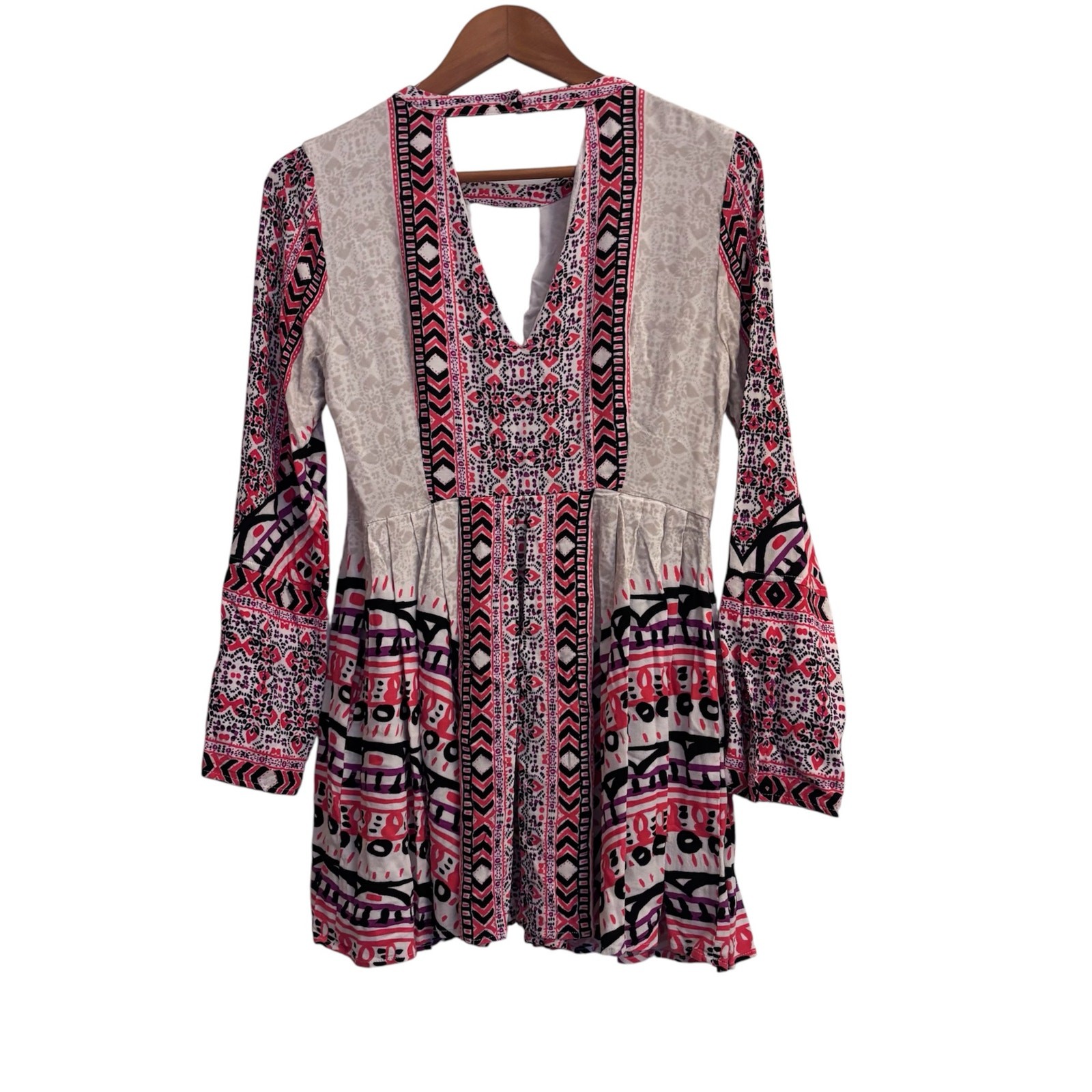Free People Tegan Border Print Mini Dress Boho Artsy Bell Sleeve Keyhole Size 10