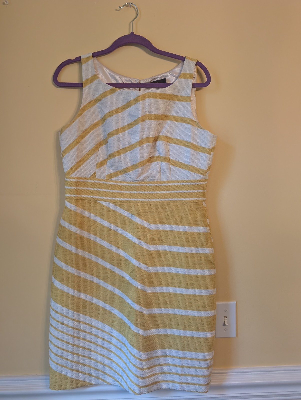 The Limited Yellow & Beige Striped Sleeveless Summer Dress Women’s Size 12,EUC