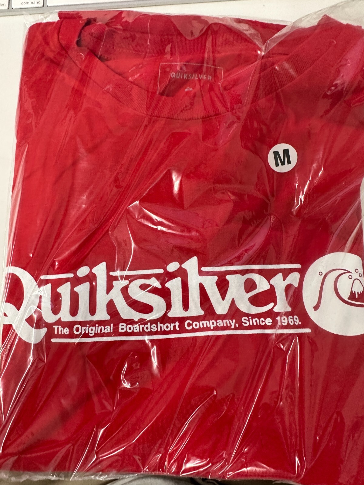 QUIKSILVER THE ORIGINAL BOARDSHORT COMPANY MENS GRAPHIC T SHIRT