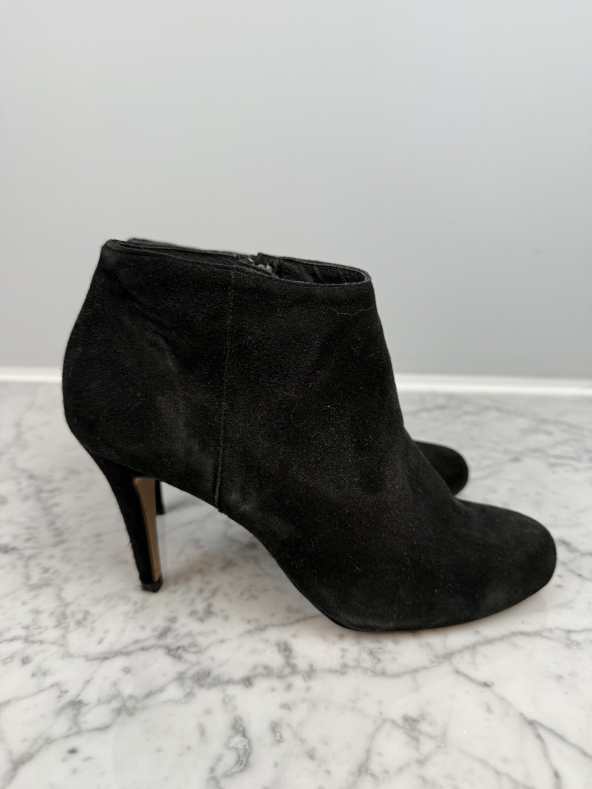 ALDO~Ankle Boots~Women’s 8~Black Suede~Round Toe~Side Zip~3.5” Heel