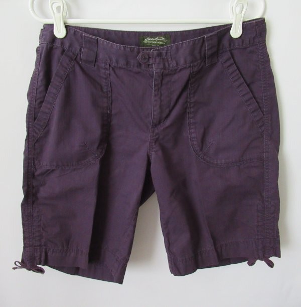 Eddie Bauer purple 100% cotton mid rise shorts 9-1/2″ inseam *Sz 10*