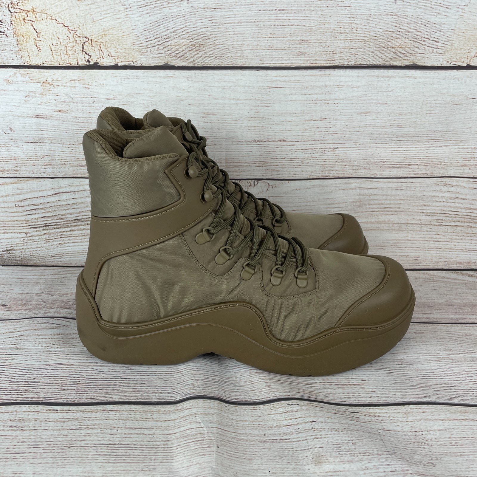 Bottega Veneta Puddle Bomber Mens Sz EU 46 US13 Lace Up Boots Jute Tan Nylon