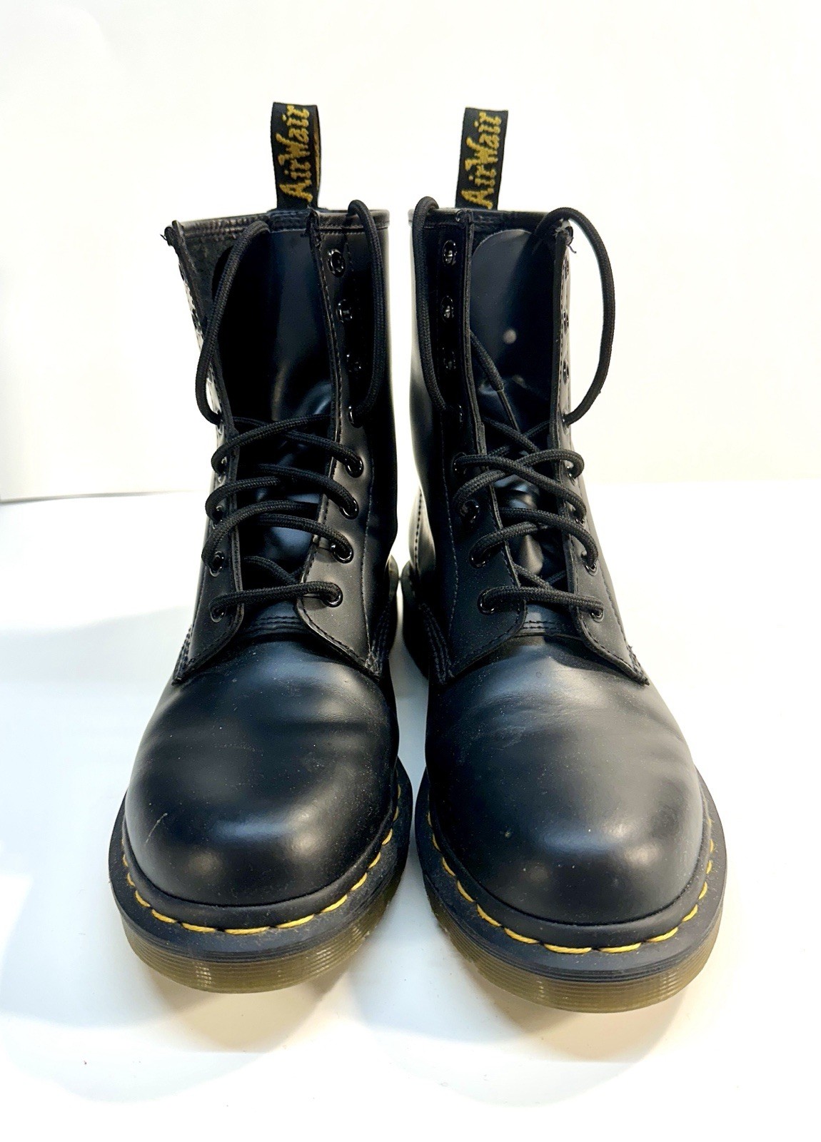 Dr. Martens 1460 Black Smooth Leather 8-Eye Boots US Women’s 9 / Men’s 8 UK 7 EU