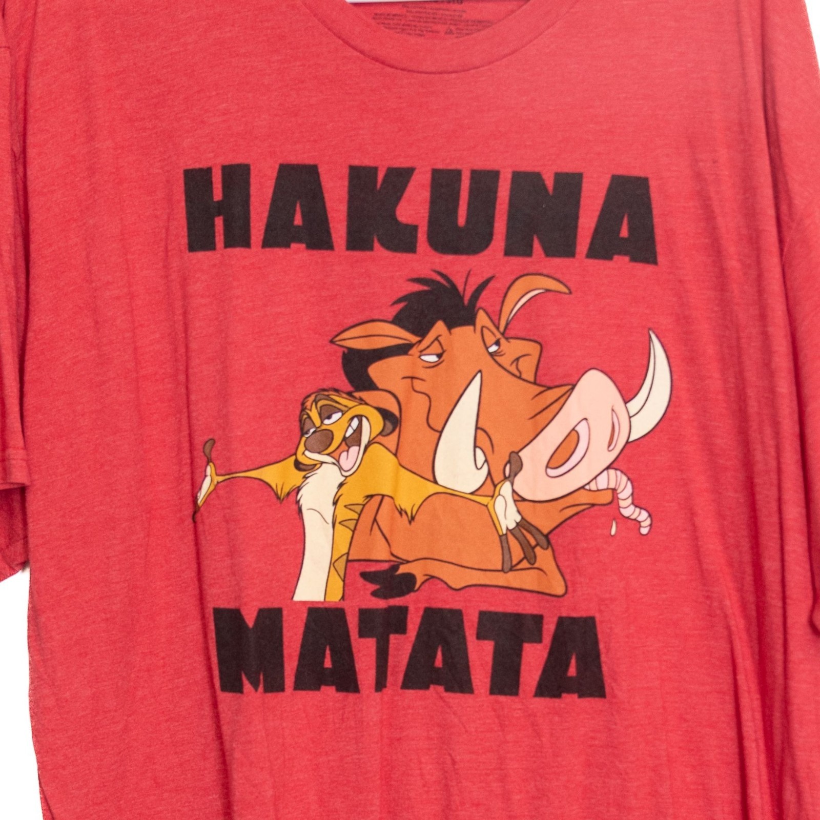 Disney Size 3X Red Hakuna Matata Graphic Tee Featuring Simba Timon & Pumbaa