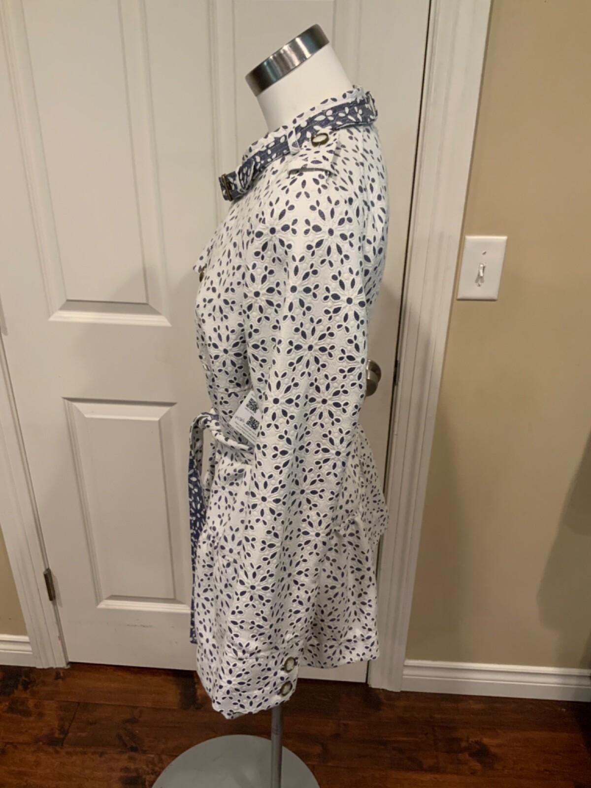 Elevenses White & Chambray Floral Eyelet Patterned Peplum Trench Jacket, Size 12