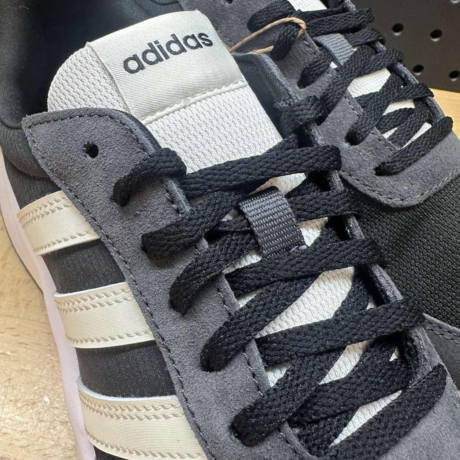Adidas Run 70s Black Off White Sportswear Retro Running Shoes Women’s Size 8