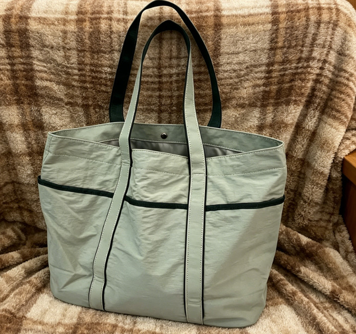 Lululemon Matcha Green Tote Bag 20L Water Repellent Work Gym Travel Shopping