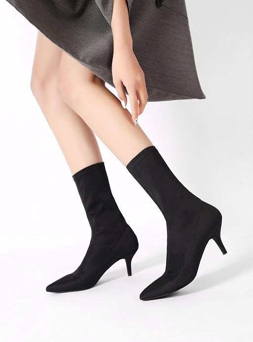 MACKIN J 224-7 Women’s Kitten Heel Boots Pointed Toe Pull On Low Heel Boots 8.5m