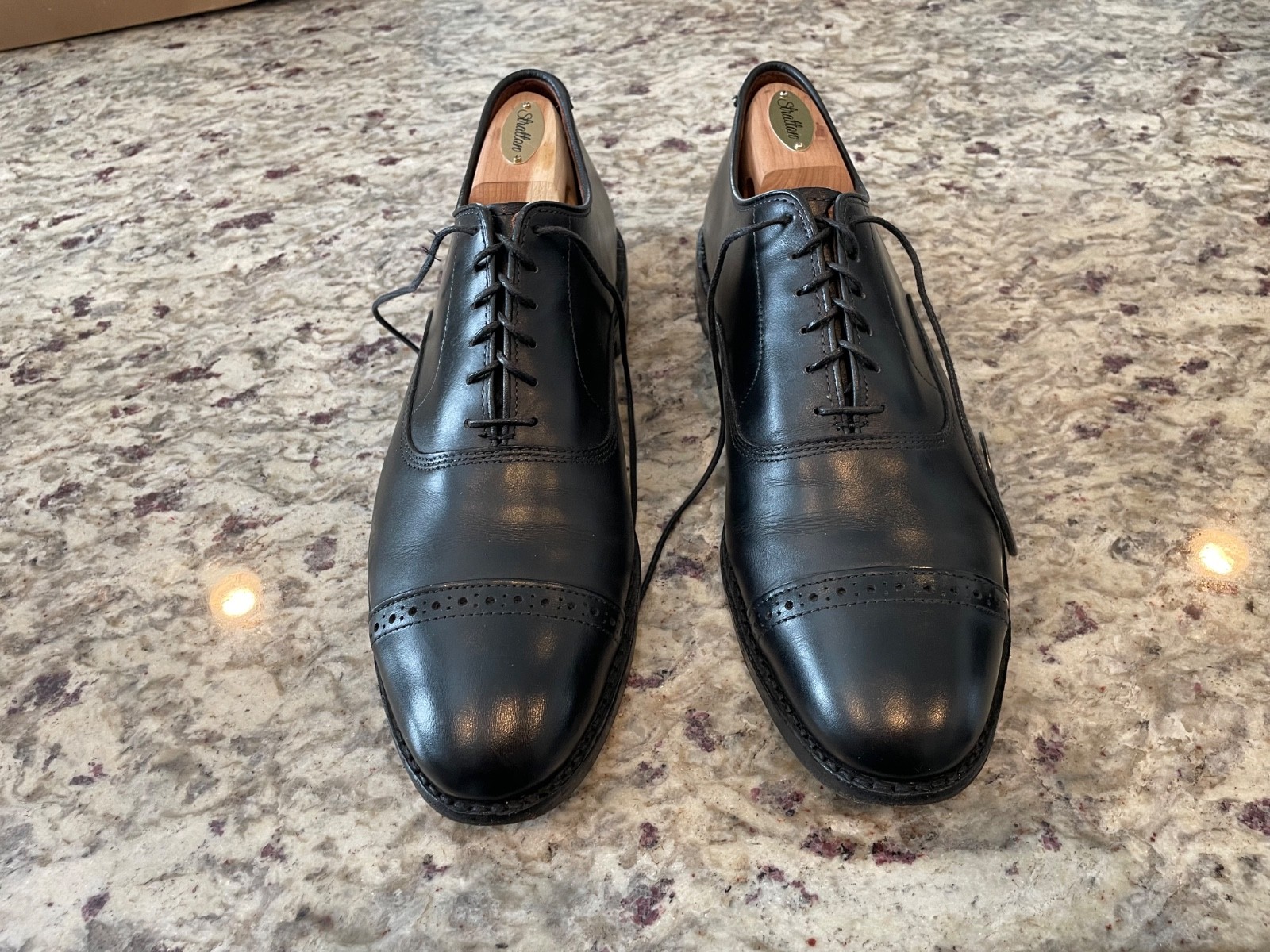 Allen Edmonds Fifth Avenue Black Cap-Toe Oxford Leather Dress Shoe Men’s 10 D