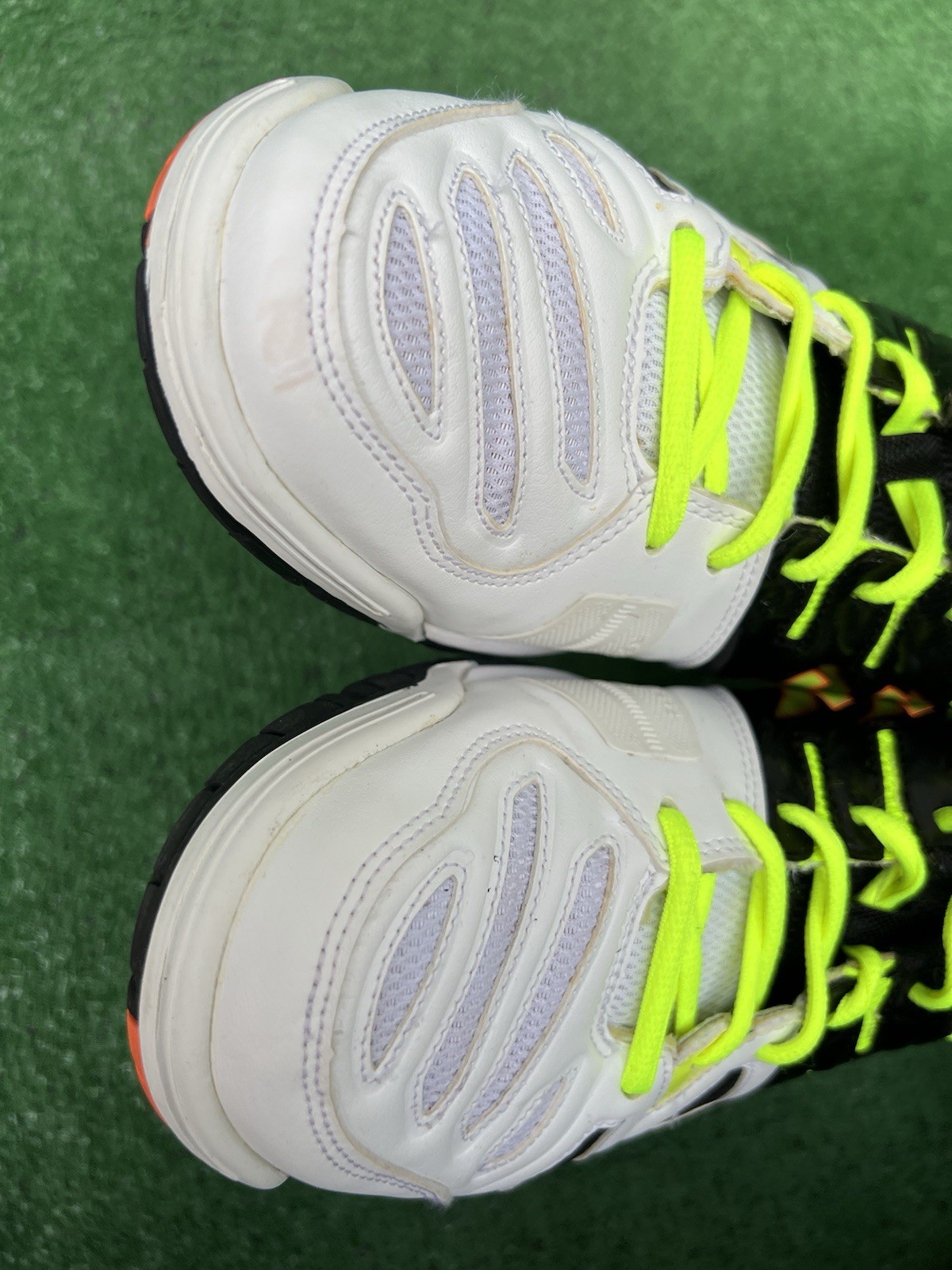 Asics Men’s Gel Game 5 E506Y White Yellow Running Shoes Sneakers Size 9.5 Used