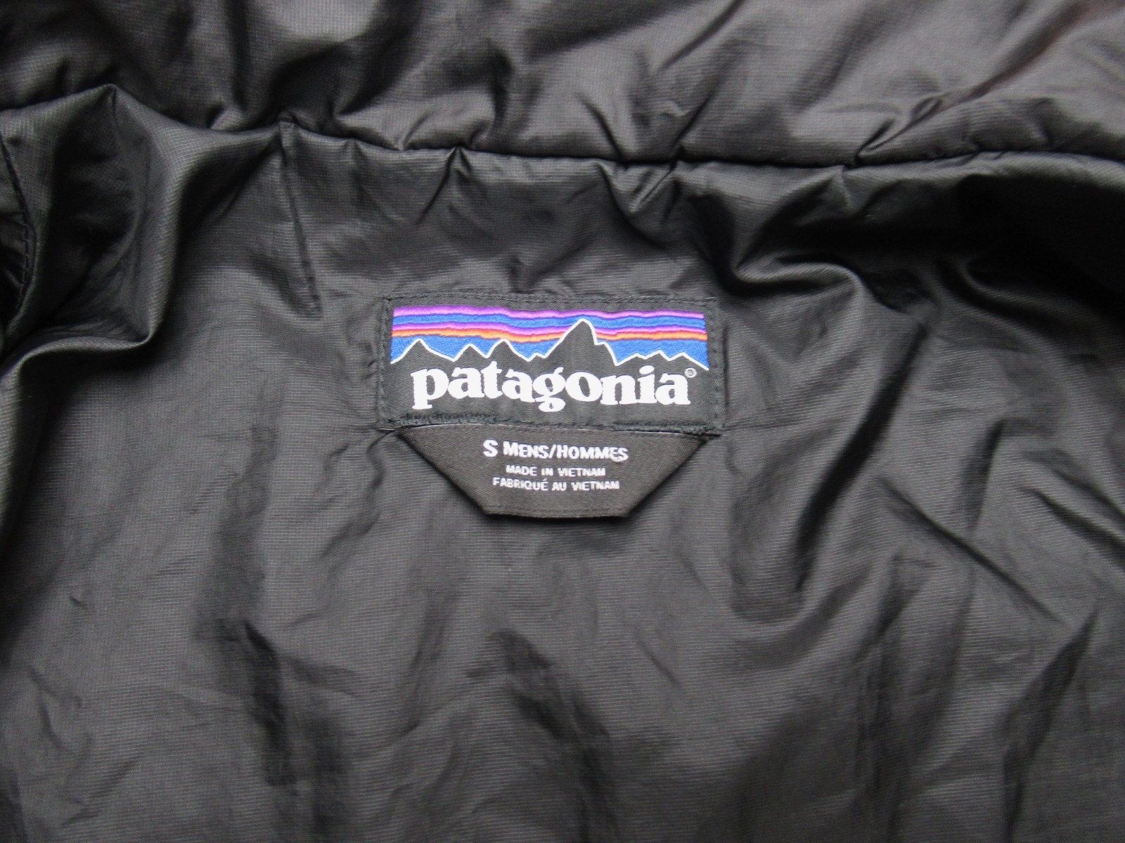 Patagonia Nano Puff Puffer Jacket Embroidered 84212 Black Mens Small / FREE SHIP