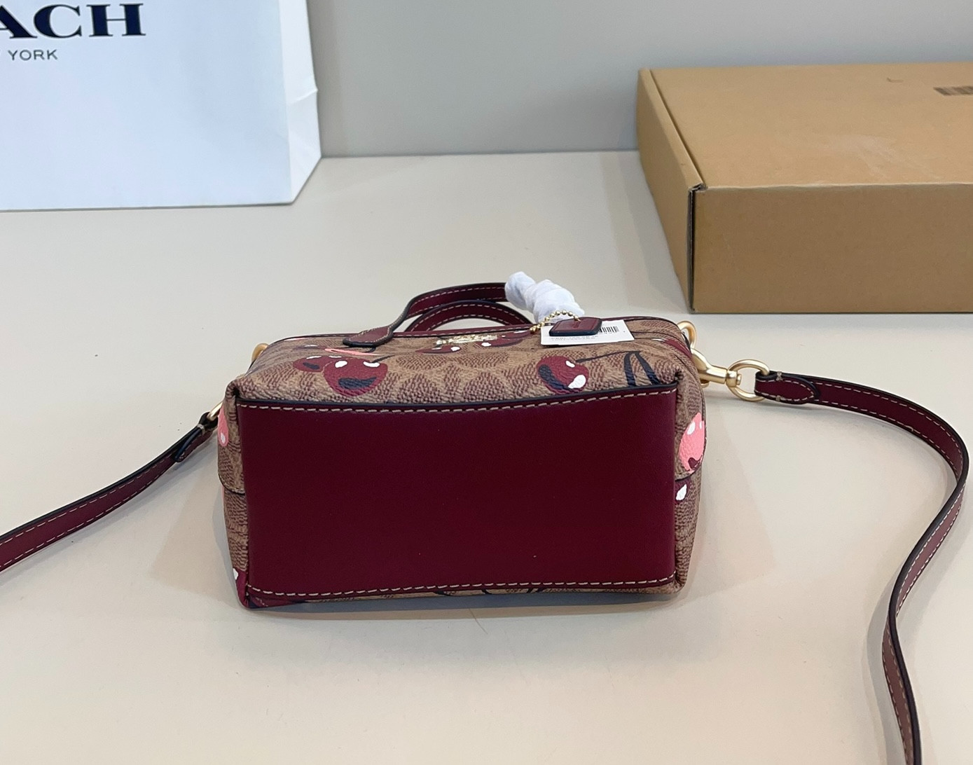 NEW Coach X Peanuts City Mini Tote Bag Signature Coated Canvas Cherry Outlet
