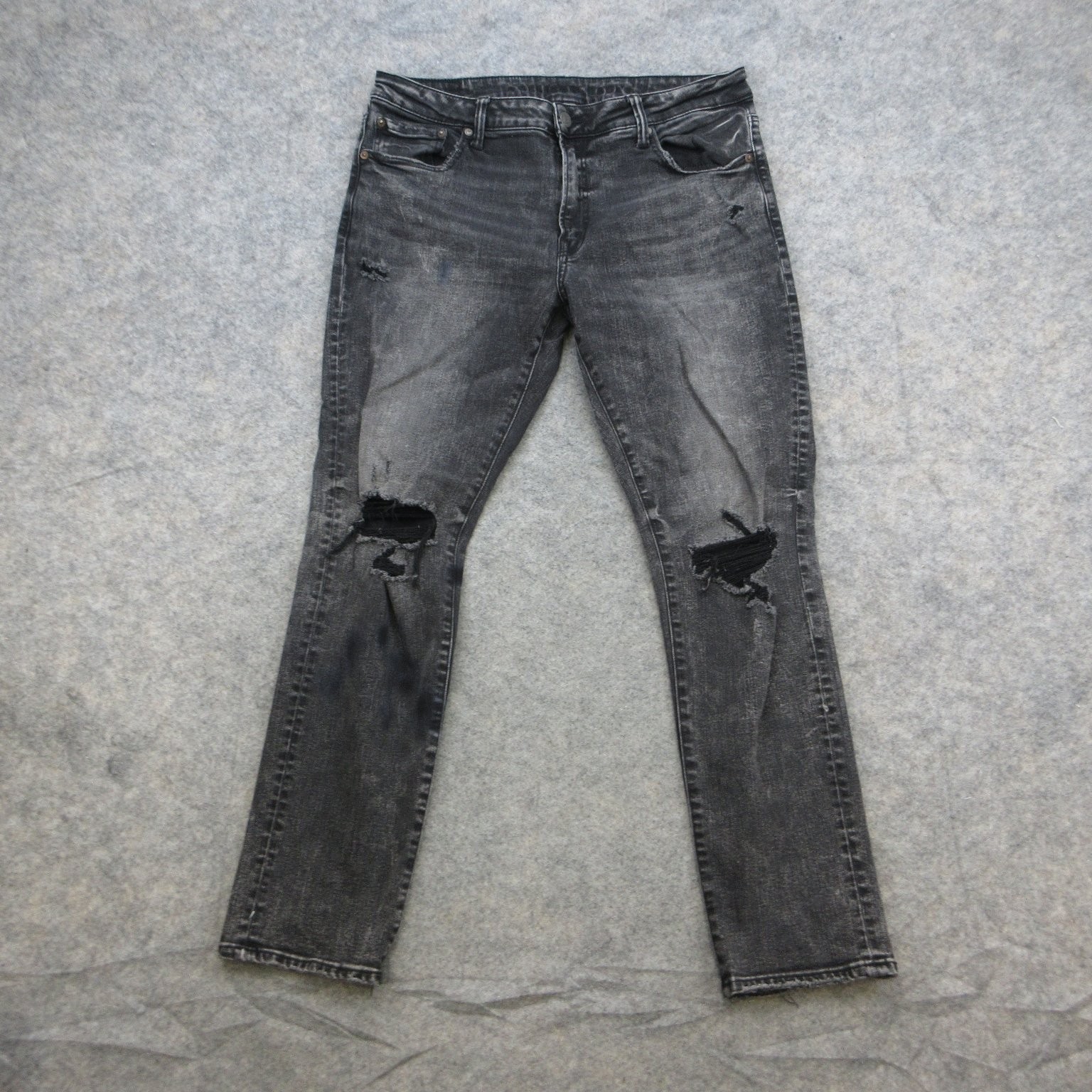 American Eagle Men’s 36×32 Distressed Black Wash Next Level Flex Jeans