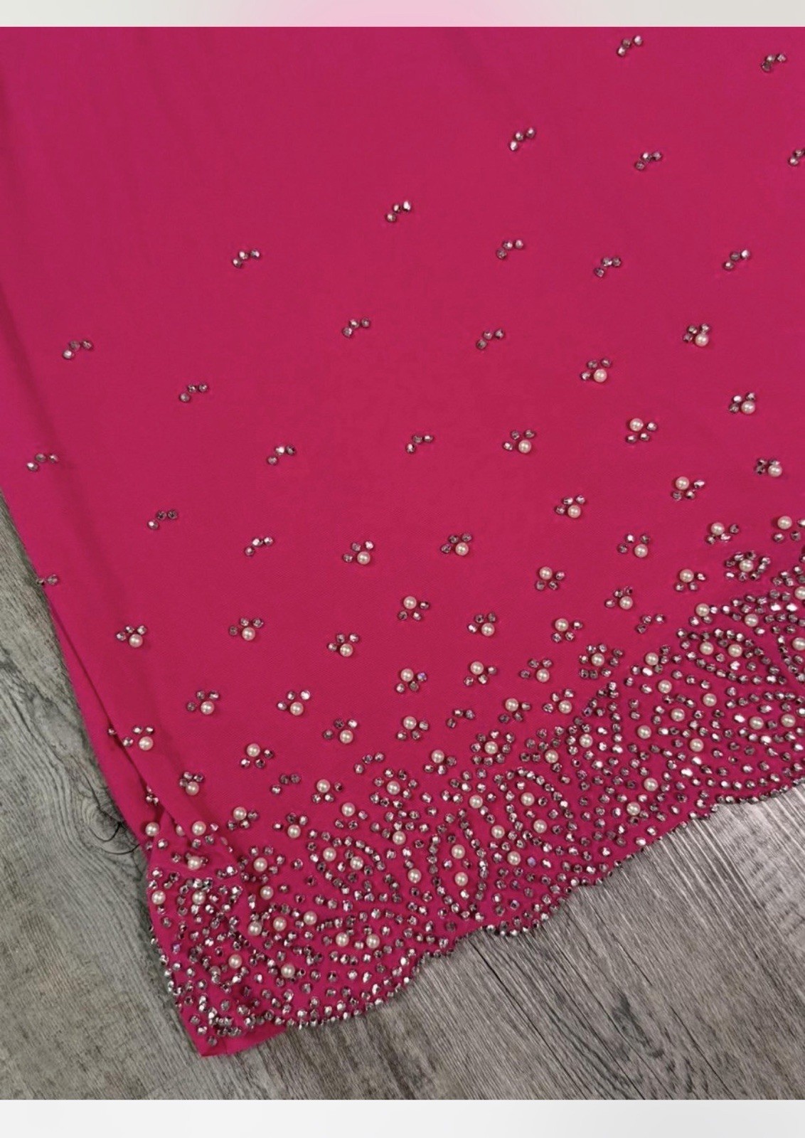 Women’s Pink Solid Shift Dress Round Neck Sleeveless Beaded Hem Knee S