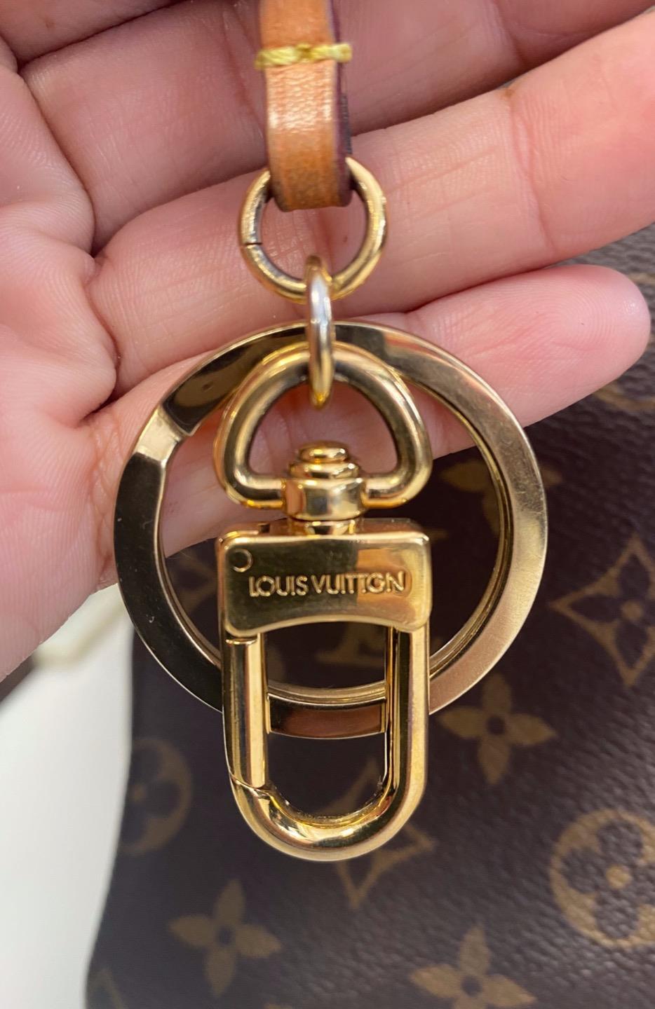 Authentic Louis Vuitton Monogram Artsy MM Shoulder Bag