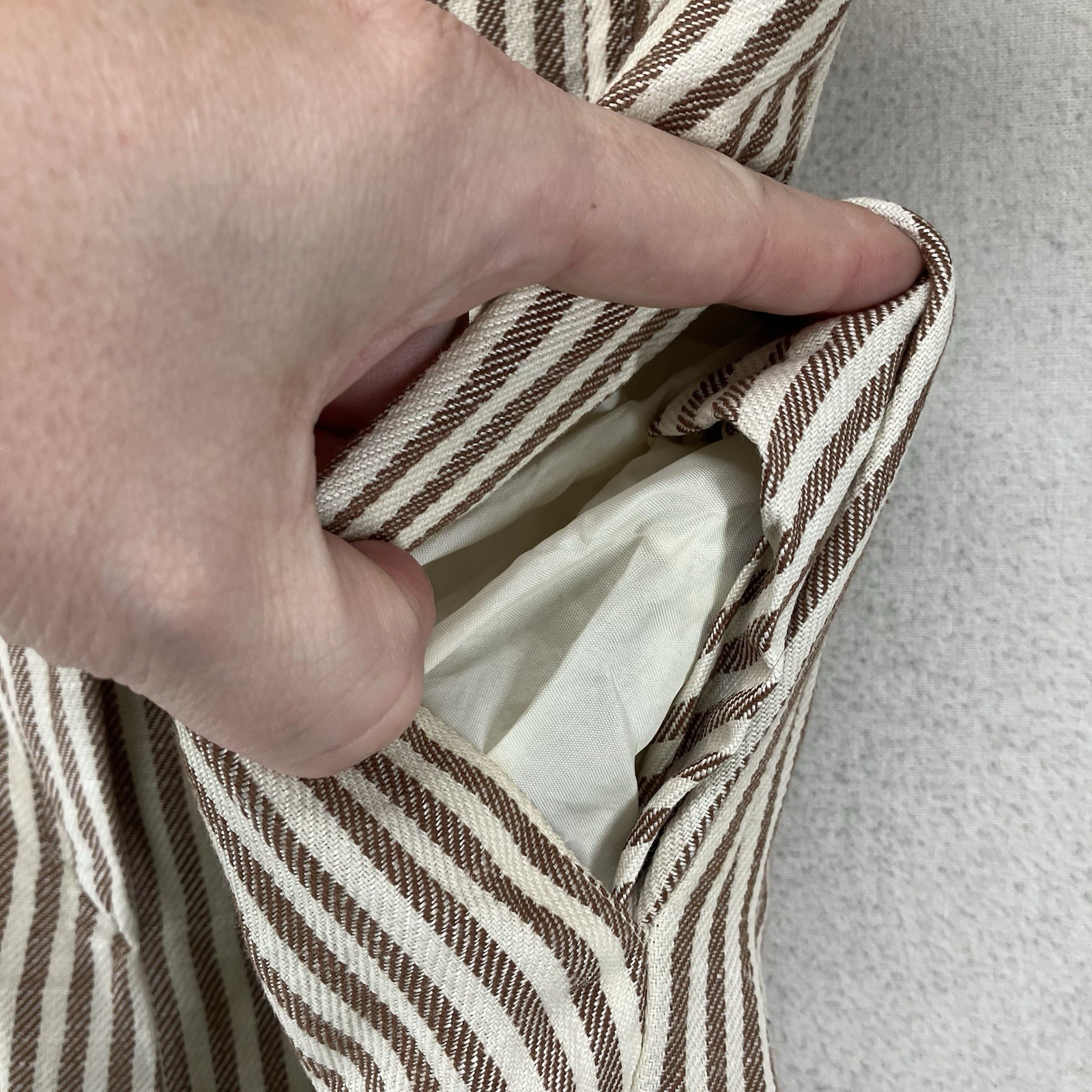 Vintage Women’s Linen Blend Paper Bag Waist Pleated Pants Beige Brown Striped 12